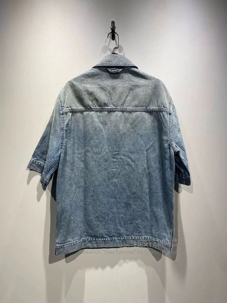 Louis Vuitton Louis Vuitton 23 Denim Relief Shirt. Size US M / EU 48-50 / 2 - 2 Thumbnail