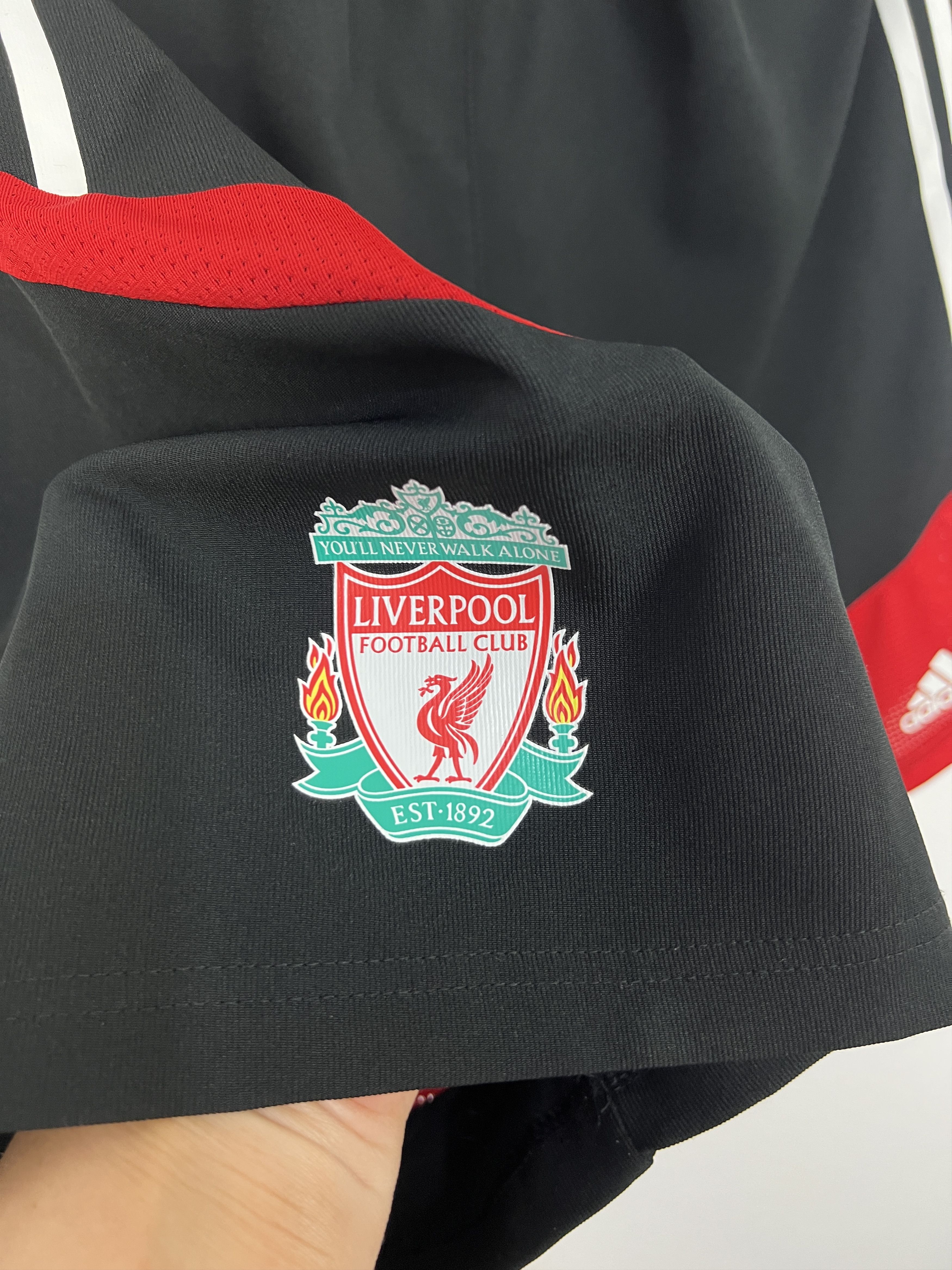 Adidas intage Adidas Liverpool Football Shorts Soccer YNWA L Size US 34 / EU 50 - 2 Thumbnail