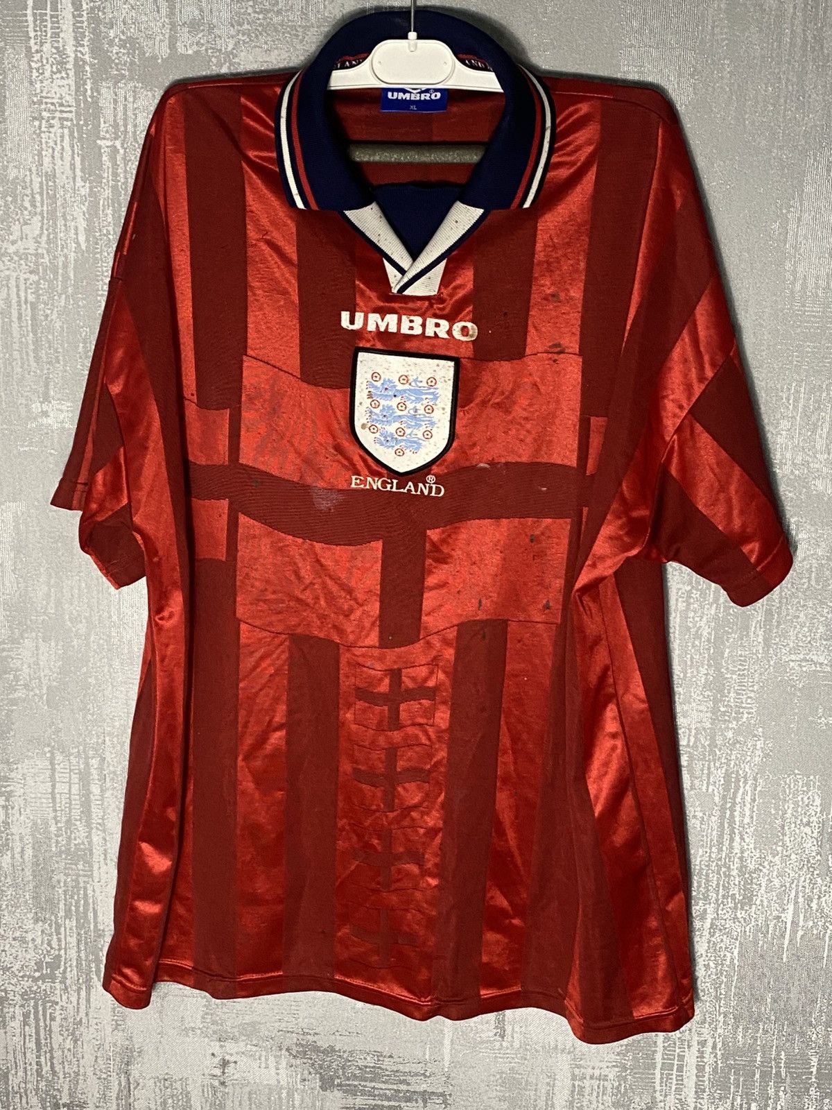 Umbro × Vintage Vintage England Umbro Soccer Football Jersey Away 1996/97 Size US XL / EU 56 / 4 - 1 Thumbnail