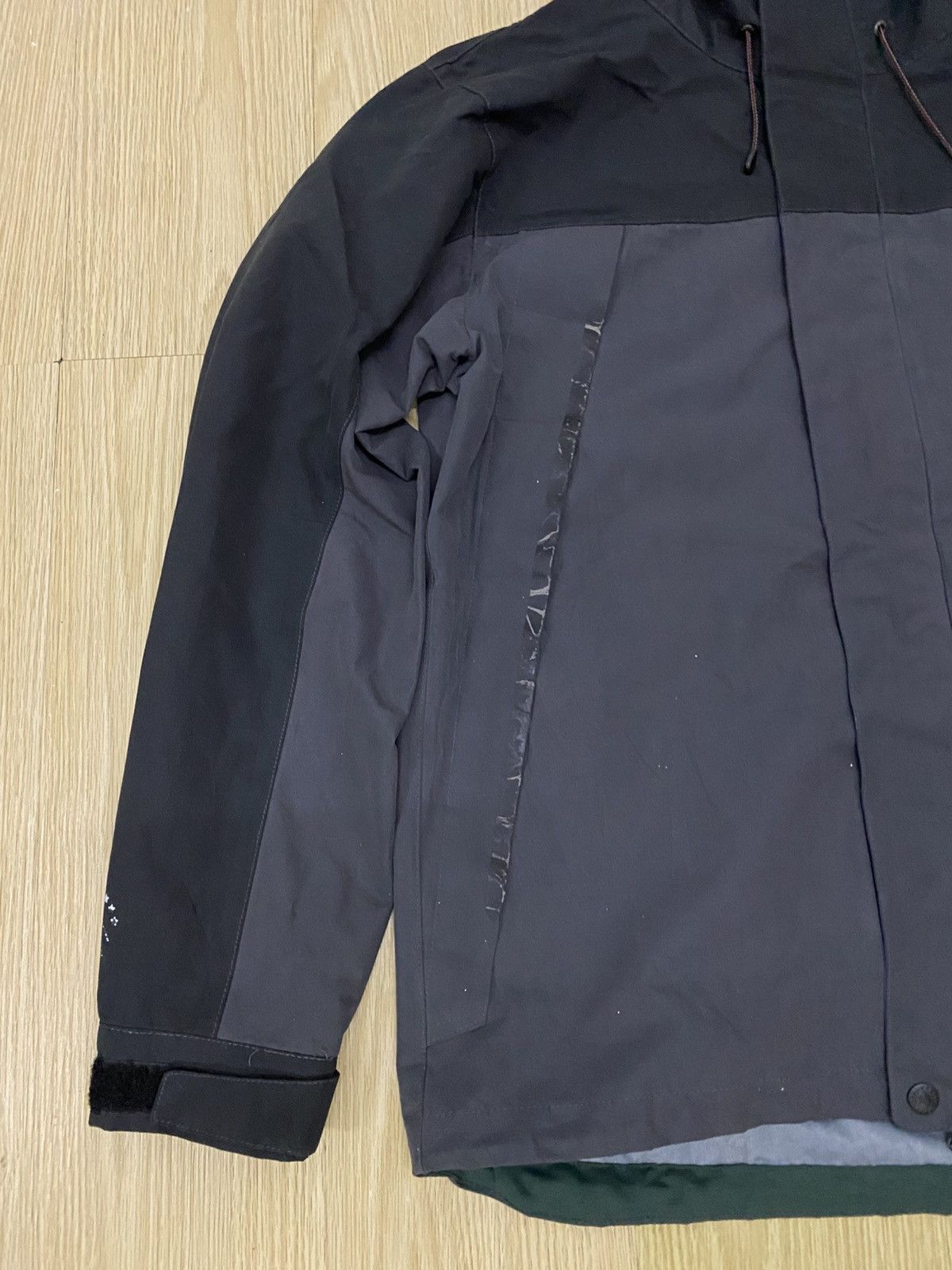 GRN × Mountain Equipment Company Grn mountain equipment multi layer light jacket Size US M / EU 48-50 / 2 - 4 Thumbnail