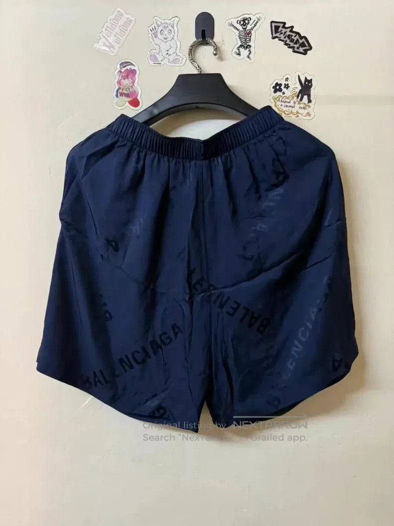 Balenciaga Balenciaga 2025 Logo Print Blue Shorts. Size US 36 / EU 52 - 2 Thumbnail