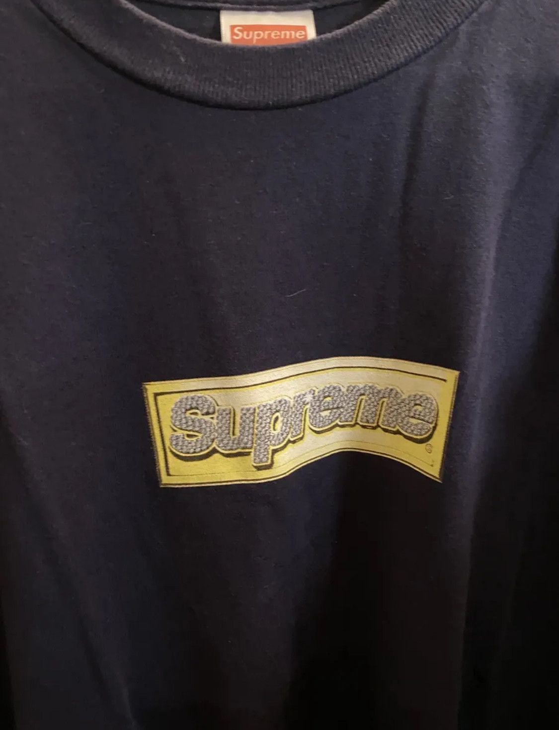 Supreme Bling Box Logo distractive T