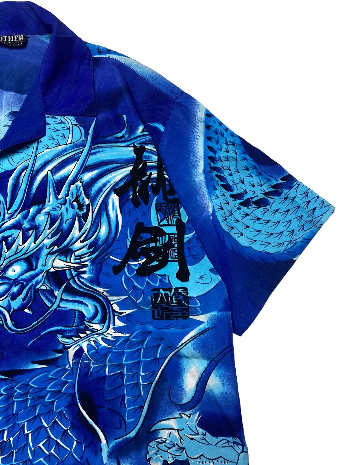 Designer × Japanese Brand × Vintage Balenciaga Look A Like Vintage Blue Dragon Shirt Size US L / EU 52-54 / 3 - 6 Thumbnail