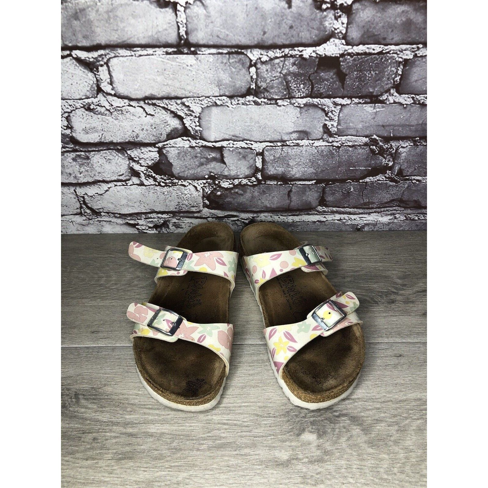 Birkenstock Birki's Birkenstock Pink Leather Floral Slides Sandals Women Size US 6.5 / IT 36.5 - 23 Thumbnail
