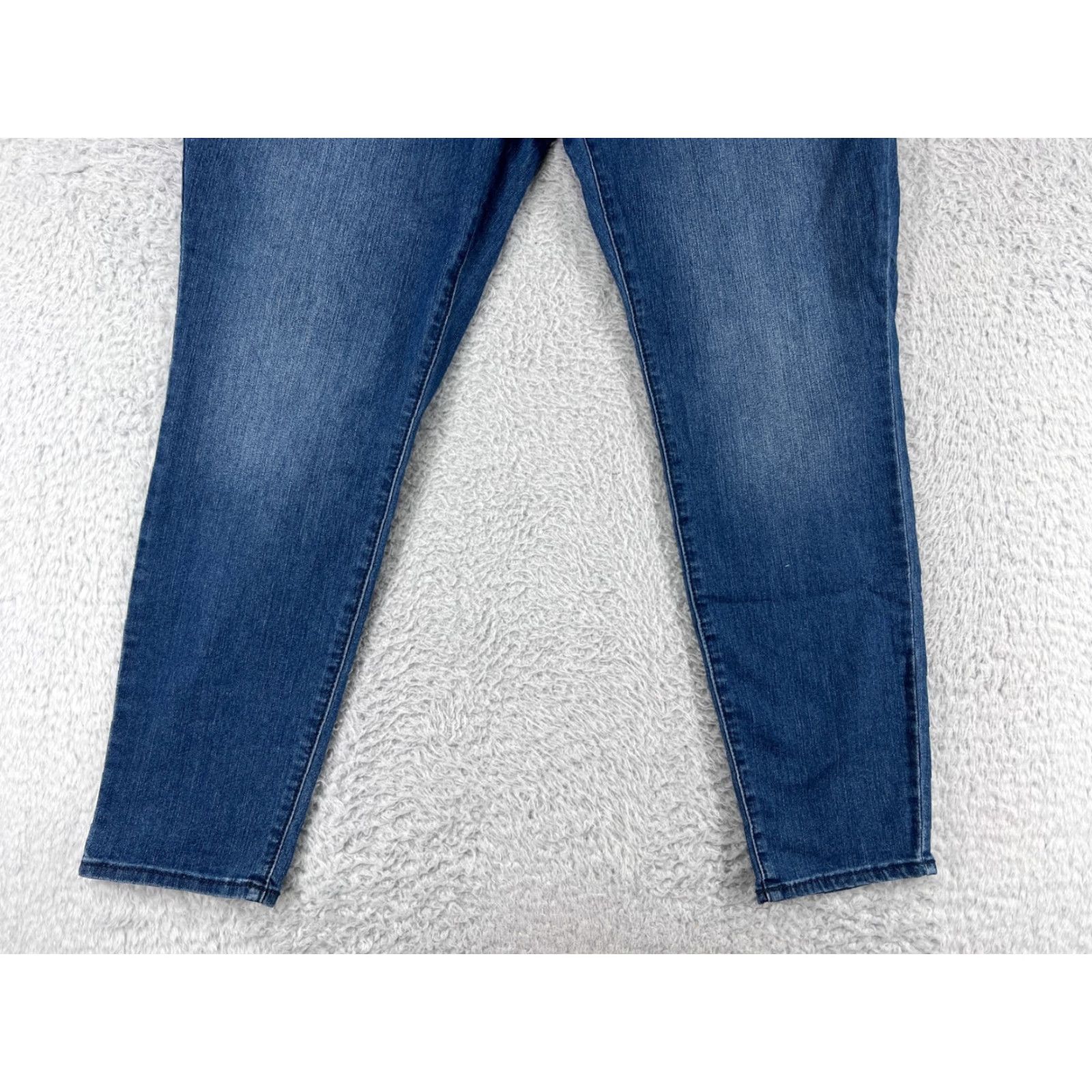 Old Navy Old Navy Jeans Women 36 Blue Denim Skinny Regular 5-Pocket Design Cotton Stretch Shirt? Size 25" / US 0 / IT 36 - 5 Thumbnail