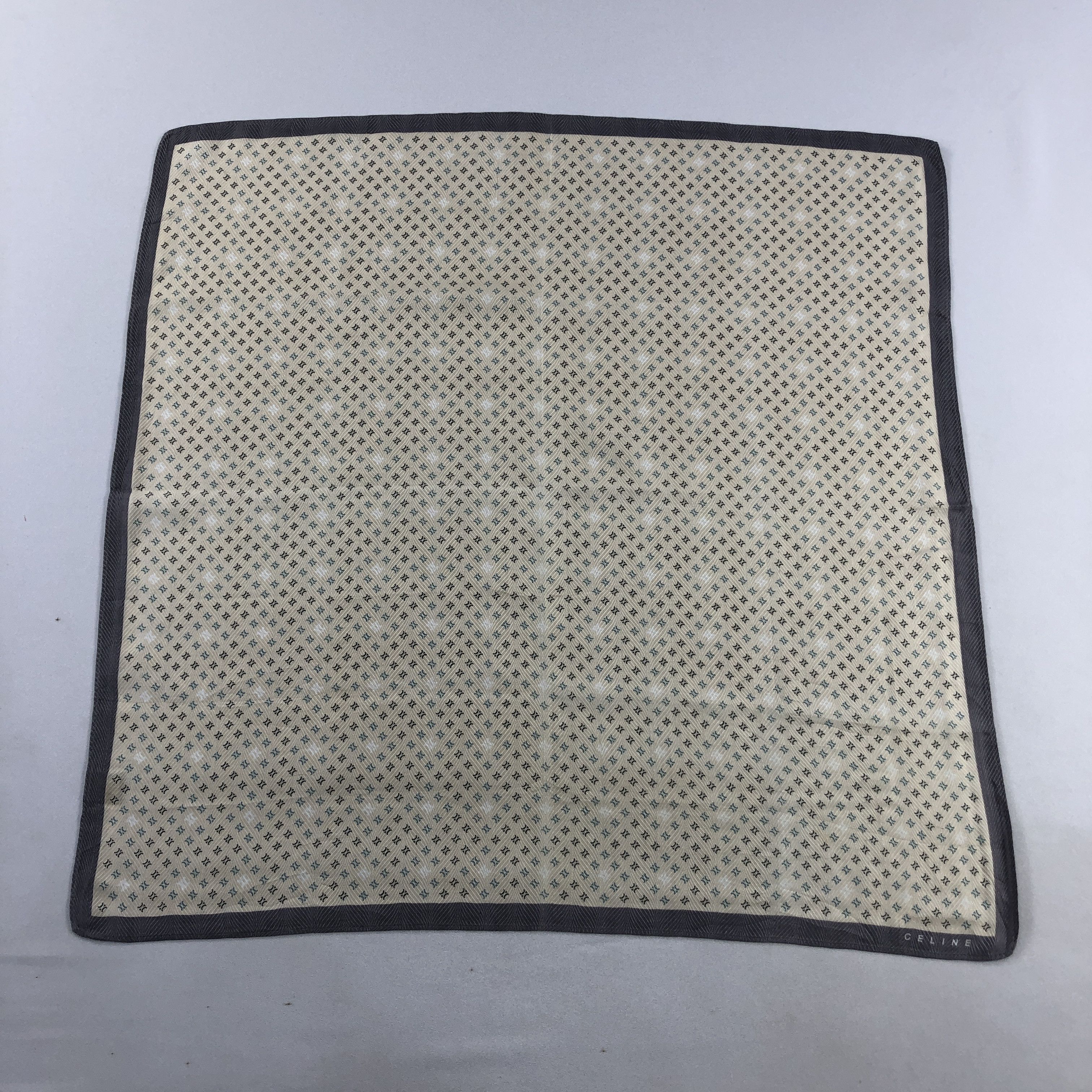 Vintage CeLIne Chains Handkerchief Neckerchief Bandana H2550 Size ONE SIZE - 1 Thumbnail