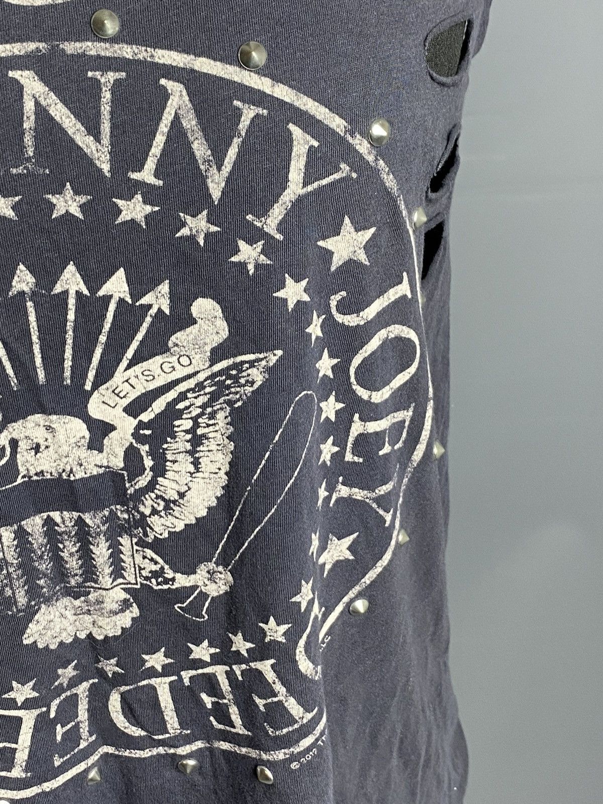 Band Tees The Ramones Blitzkrieg Bop Tank Top Distressed Skipes Size US L / EU 52-54 / 3 - 5 Thumbnail