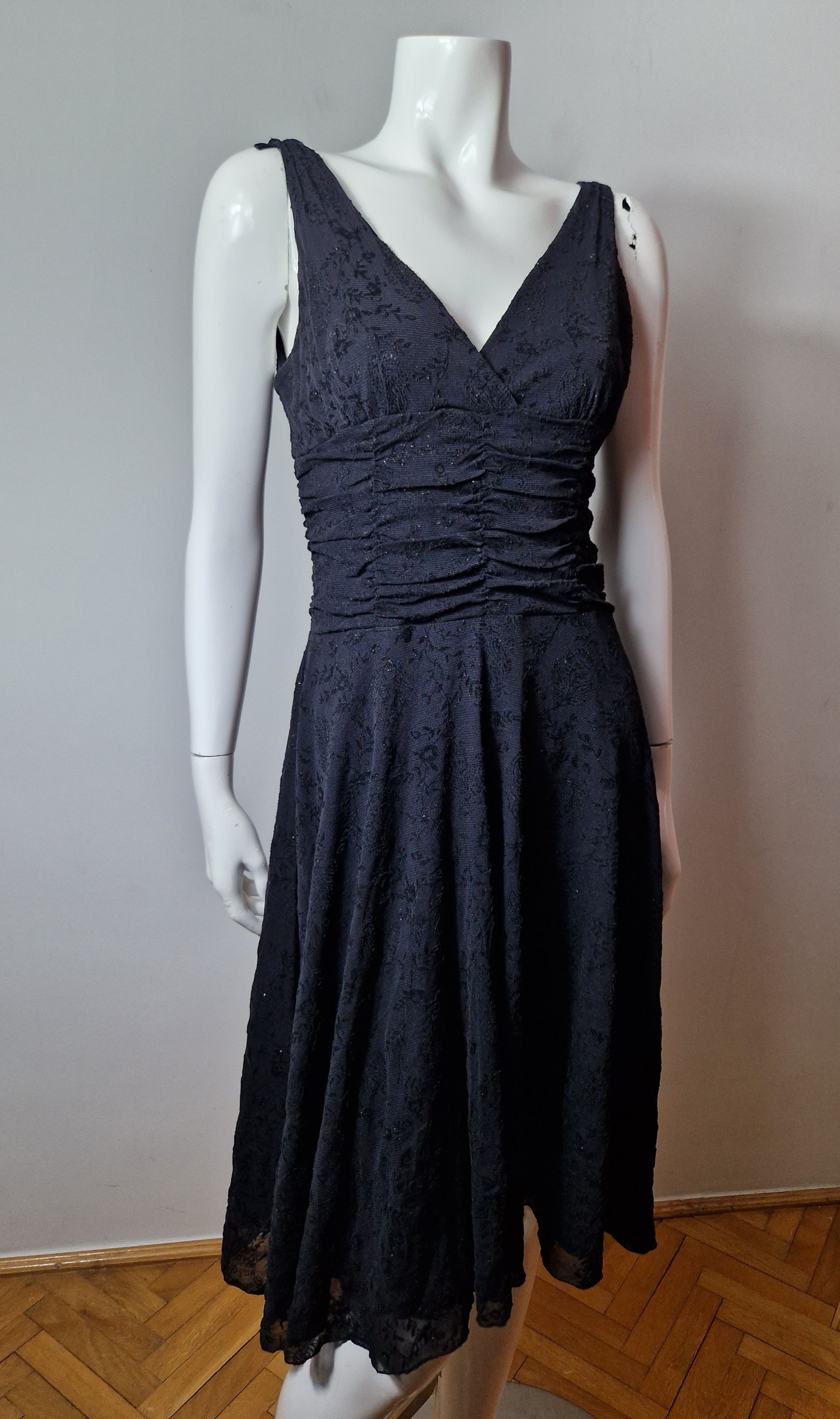 If Six Was Nine × Vintage vintage black lace floral dress Size M / US 6-8 / IT 42-44 - 2 Thumbnail