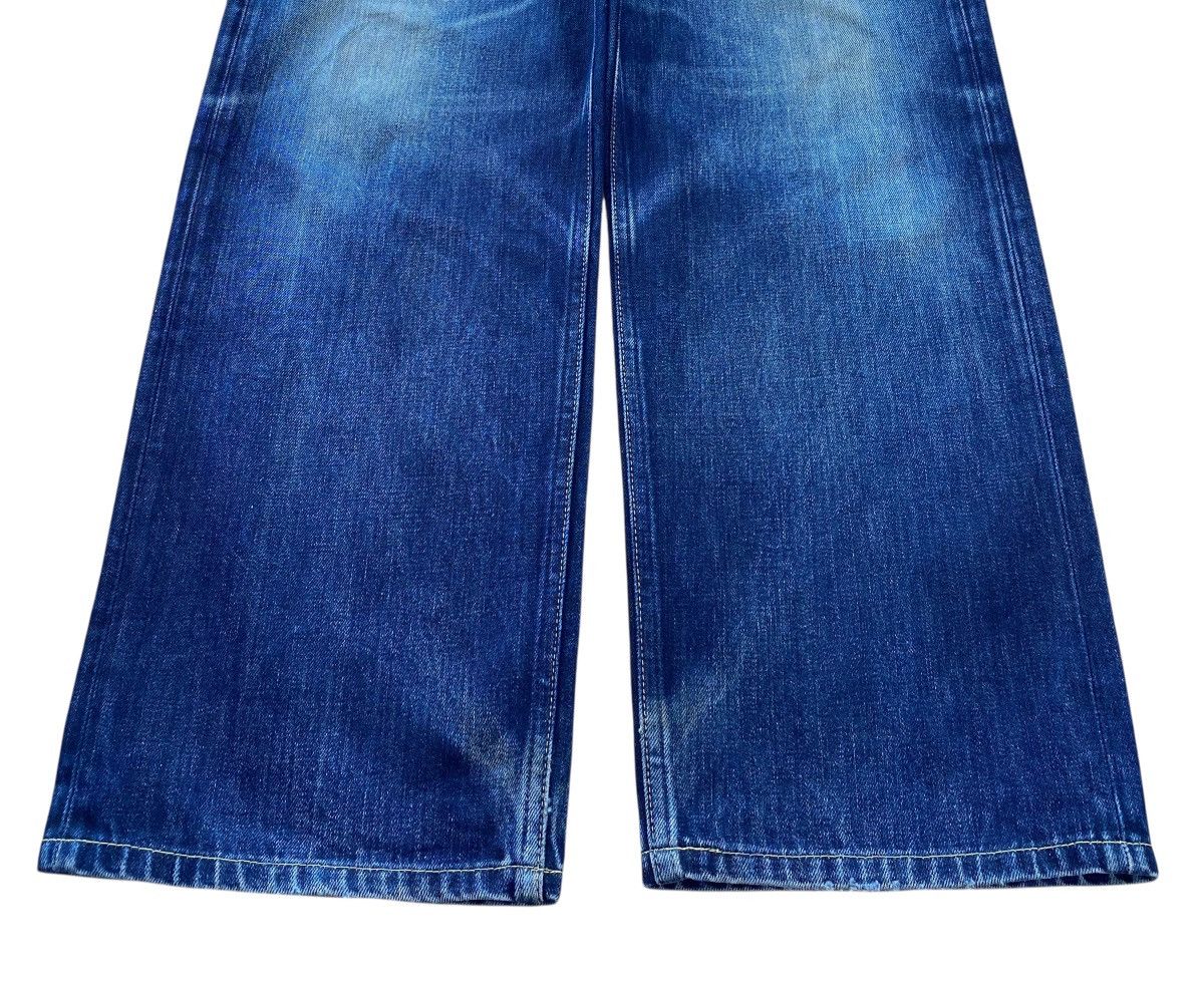 Levi's Levi’s Blue Wash Whiskered Style Straight Leg Jean Size US 34 / EU 50 - 5 Thumbnail