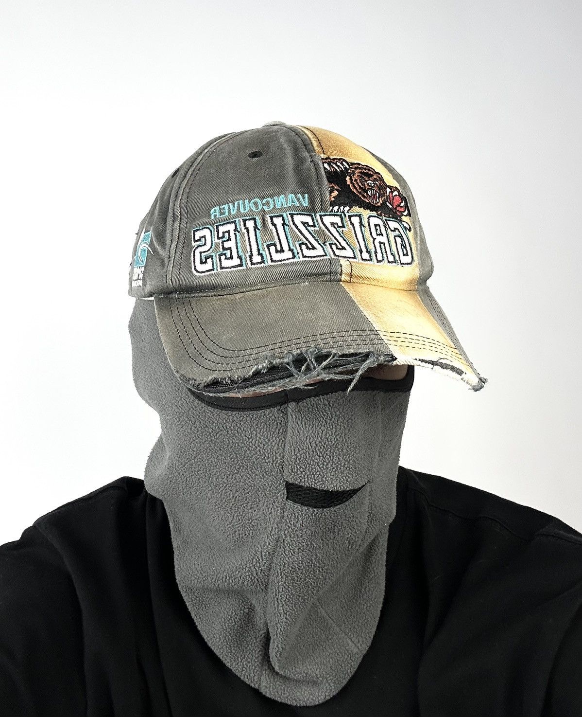 NBA × Vintage Rare Grizzlies Vancouver Cap NBA Vintage Size ONE SIZE - 3 Thumbnail