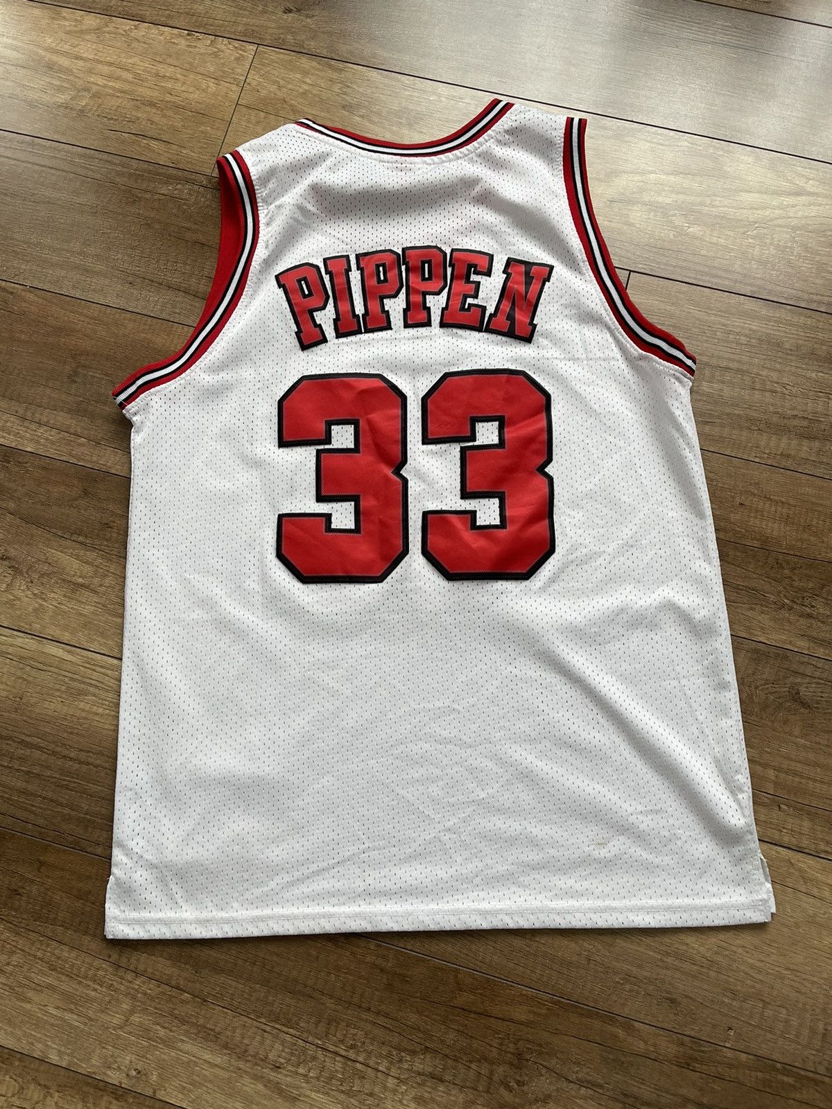 Mitchell & Ness Mitchell And Ness Chicago Bulls Pippen Vintage NBA Jersey Size US M / EU 48-50 / 2 - 7 Thumbnail