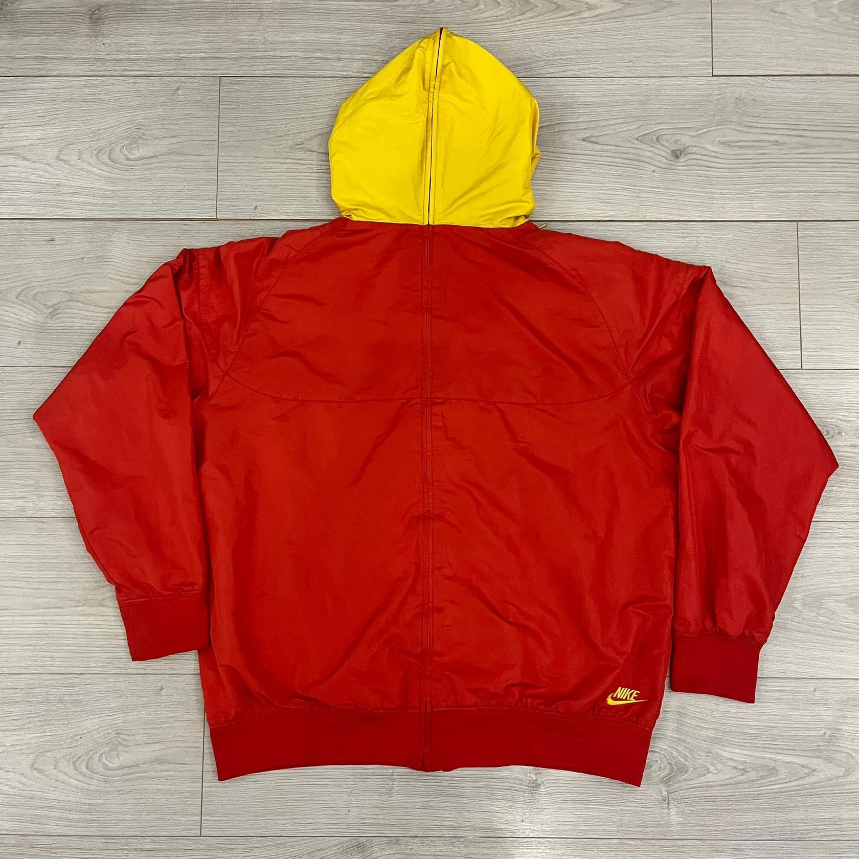 Nike Nike China Olympics 2008 Split Windbreaker (Large) Size US L / EU 52-54 / 3 - 3 Thumbnail