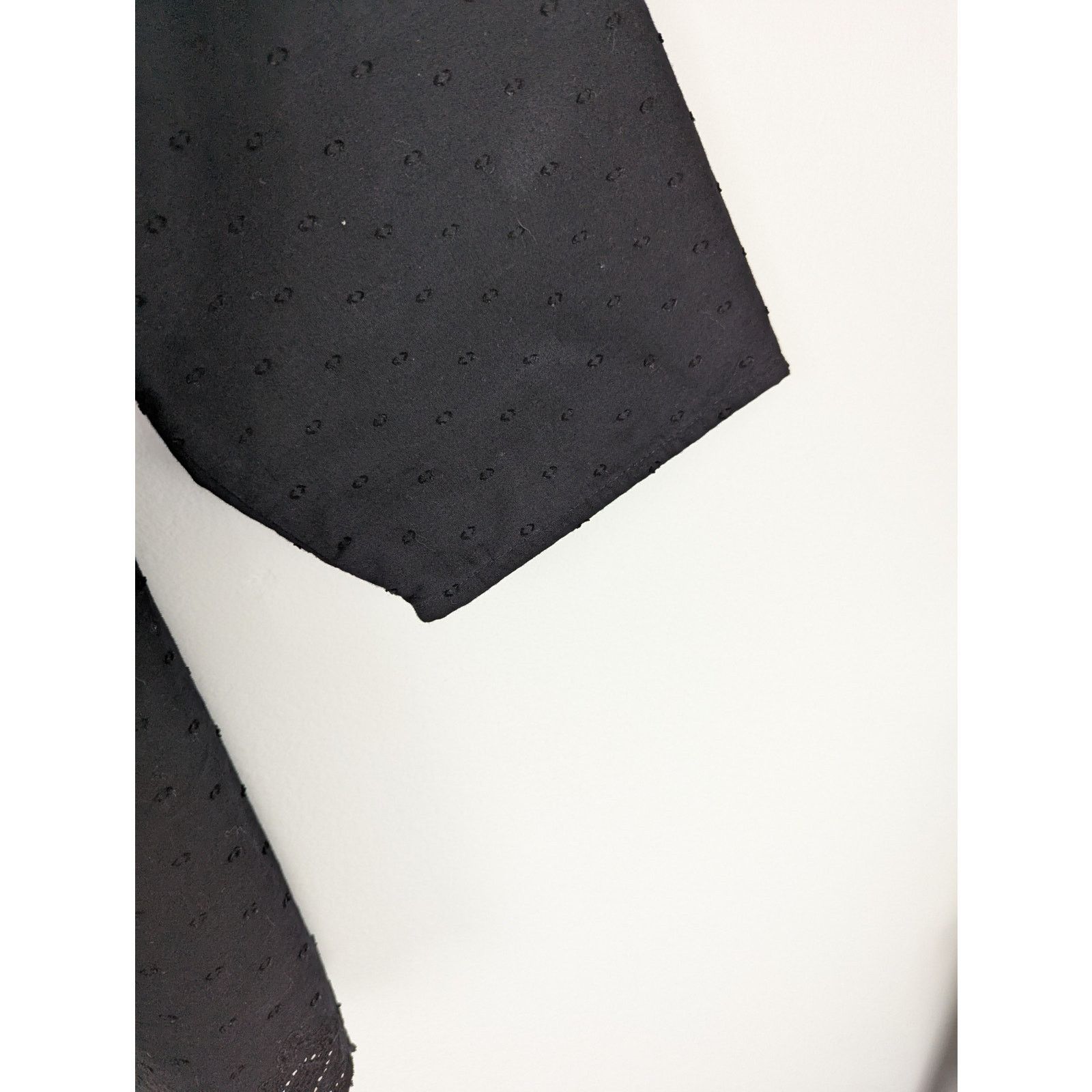 Croft & Barrow Black Eyelet 100% cotton lace trim tunic Sz XL 3 button Size XL / US 12-14 / IT 48-50 - 4 Thumbnail