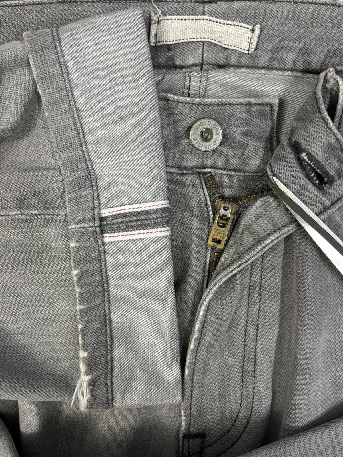Undercover × Uniqlo Vintage Y2K Uniqlo Selvedge Grey Faded Distressed Jeans Size US 33 - 5 Thumbnail