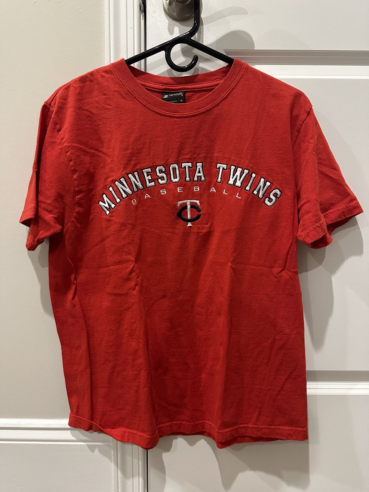 MLB Minnesota Twins Baseball Embroidered Logo Tee Red Size US M / EU 48-50 / 2 - 1 Thumbnail