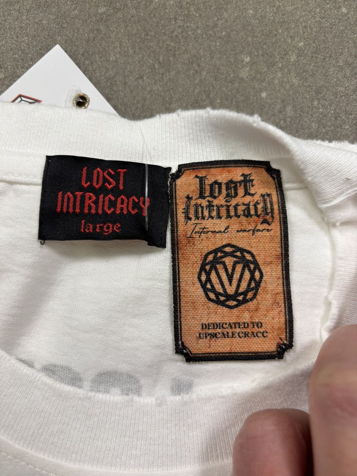 LOST INTRICACY Lost Intricacy Lost Outline Shirt, White Size US L / EU 52-54 / 3 - 6 Thumbnail