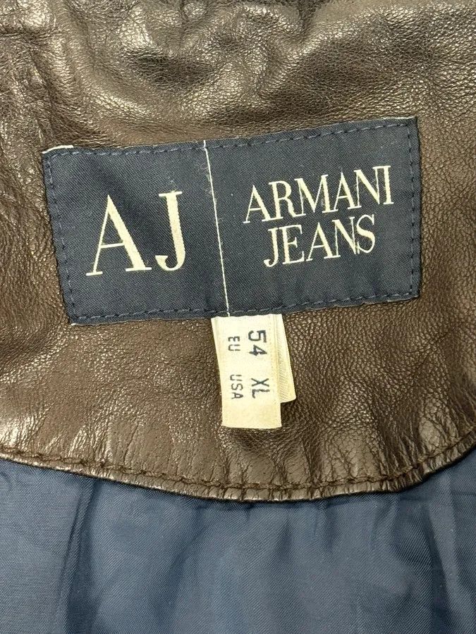 Armani 2000s Armani Dark Brown Leather Jacket Size US L / EU 52-54 / 3 - 11 Thumbnail