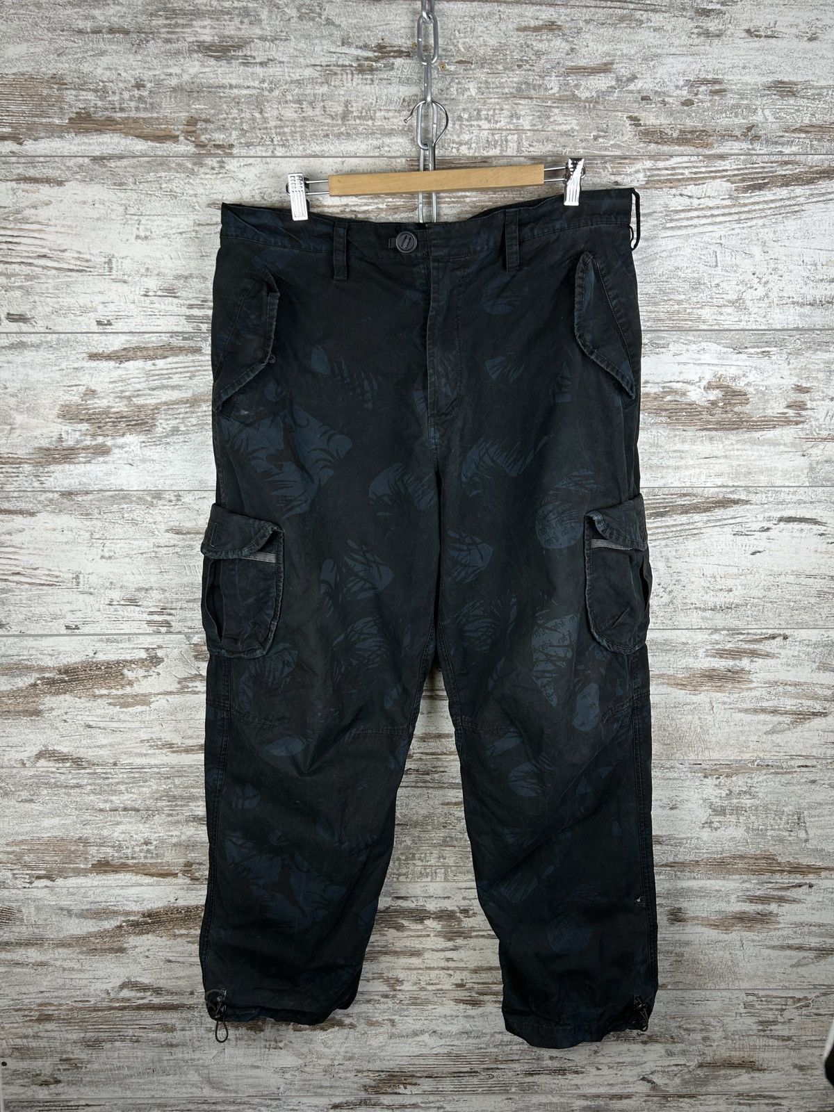 image of Mens Vintage Maharishi Cargo Pants Trousers in Camo (Size 36)