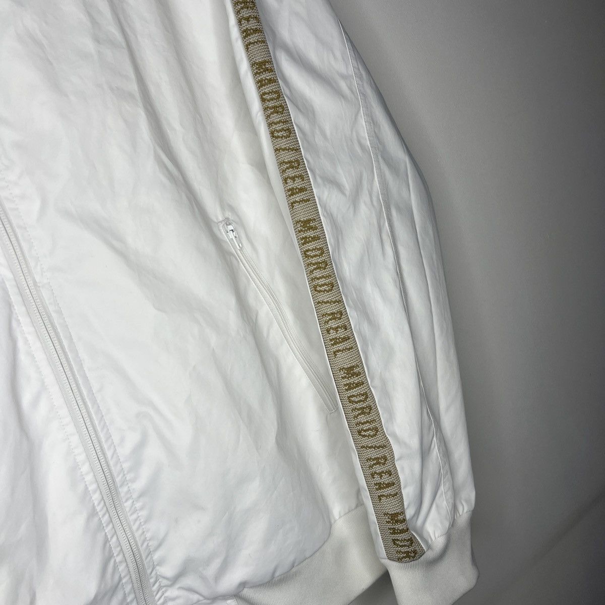 Adidas Adidas Real Madrid Tracksuit Training Soccer Jacket Football Size US L / EU 52-54 / 3 - 5 Thumbnail