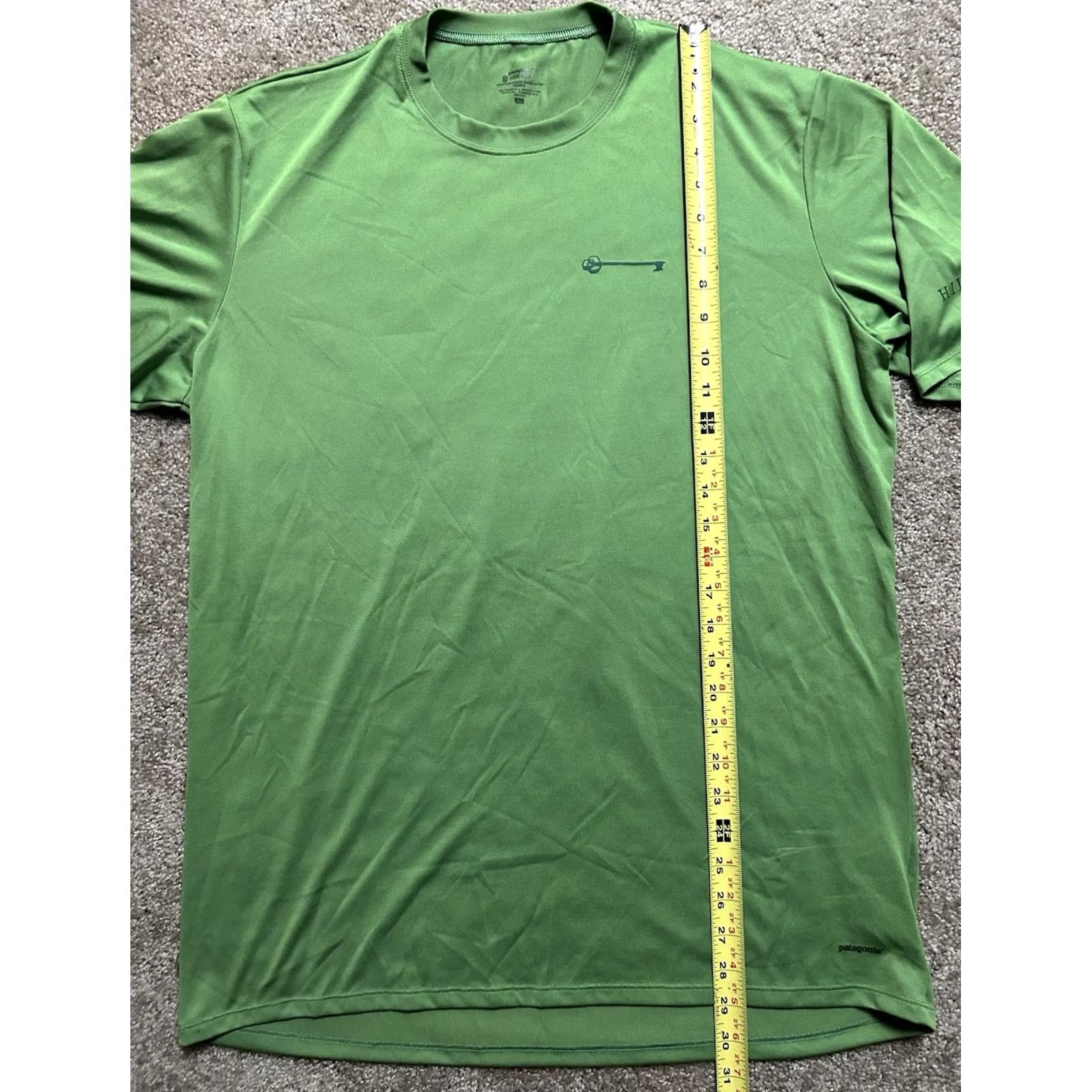 Patagonia VINTAGE Patagonia Capilene LightWeight Shirt Men’s XL Base Layer Performance Hideaway Shirt Size US XL / EU 56 / 4 - 7 Thumbnail