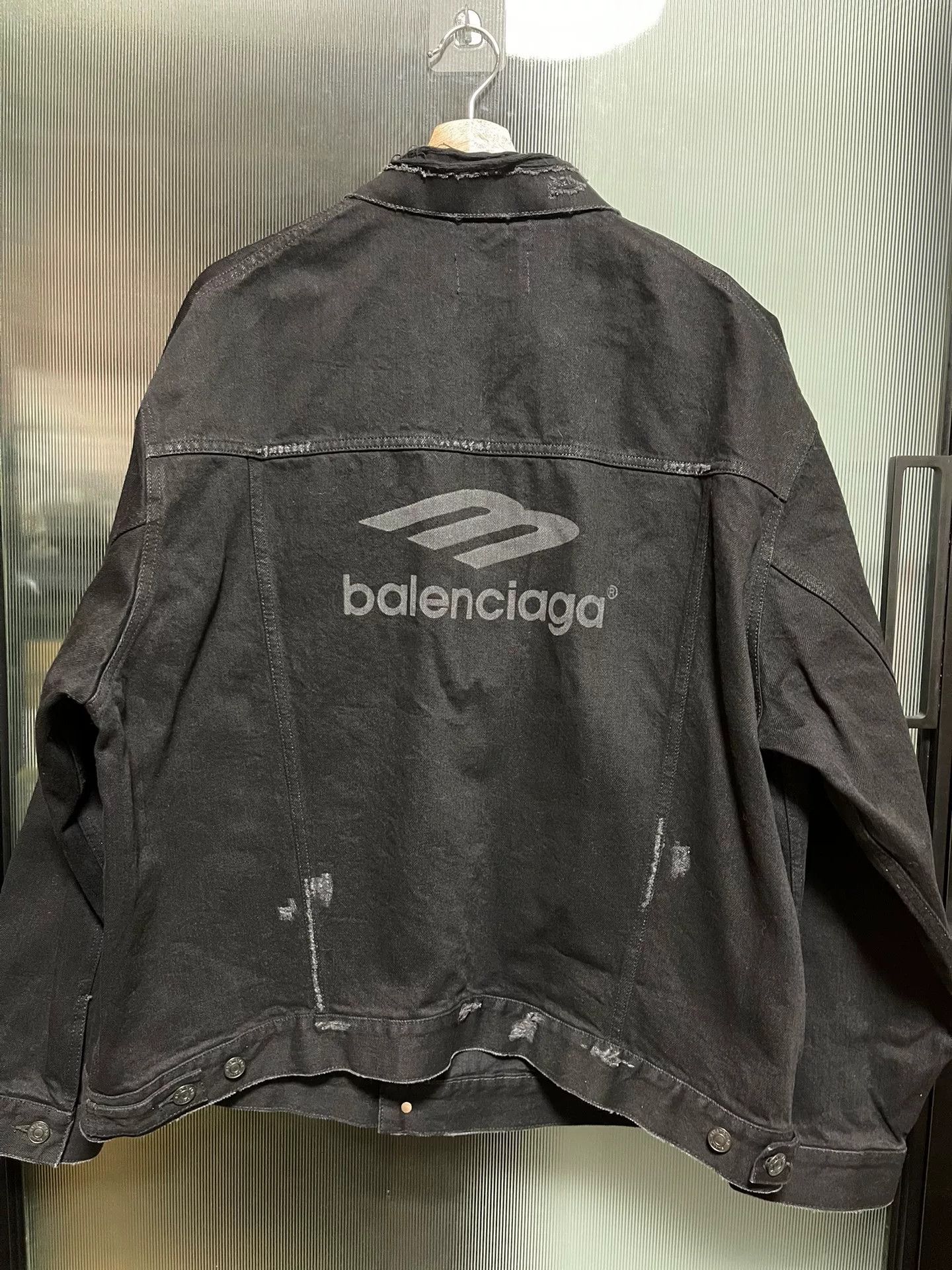Balenciaga balenciaga faded black denim jacket size S Size US S / EU 44-46 / 1 - 2 Thumbnail
