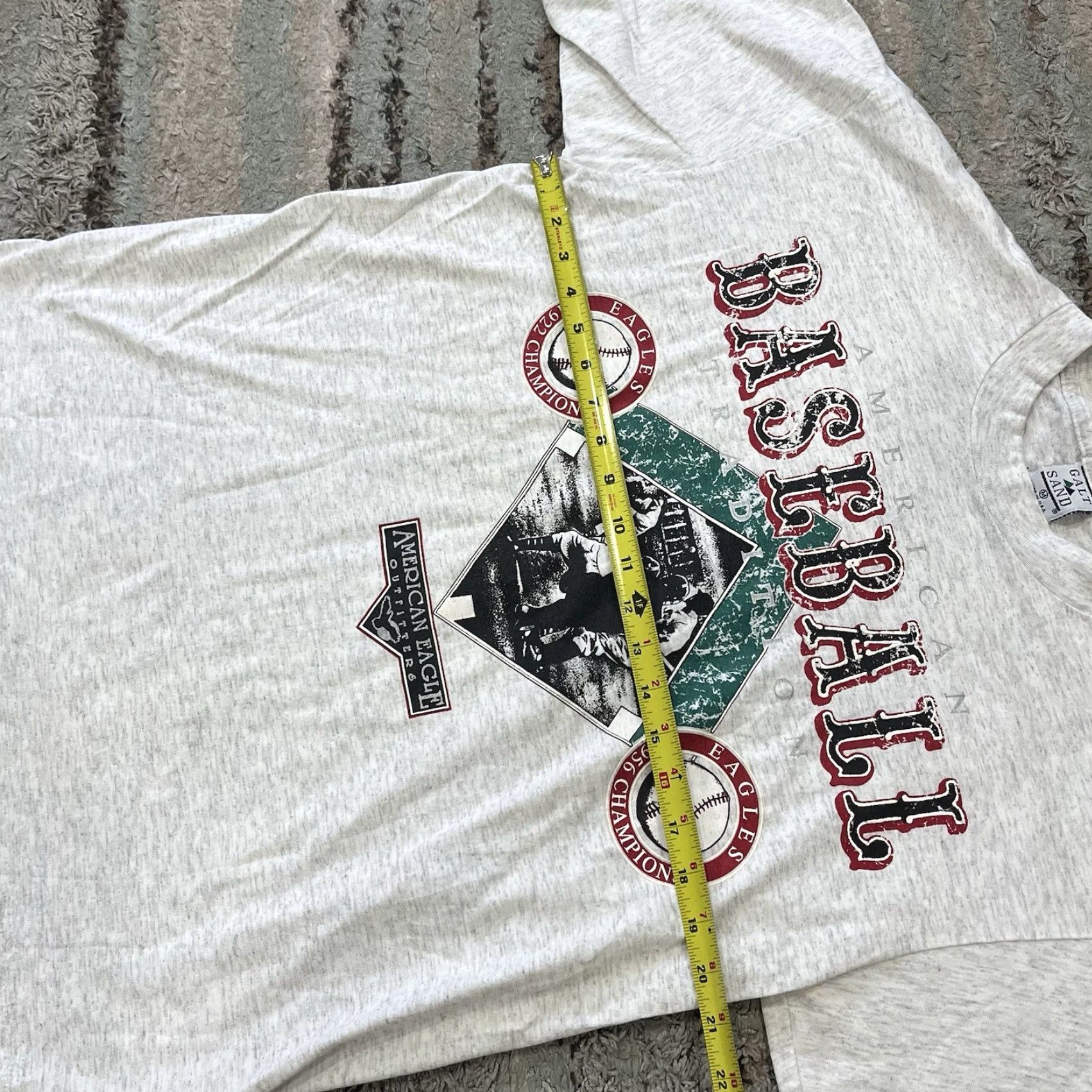 American Eagle Outfitters VINTAGE American Eagle Outfitters Baseball Shirt Galt Sand Gray Short Sleeve Size M Mens Casual 90s Graphic Print USA Shirt Size US M / EU 48-50 / 2 - 7 Thumbnail