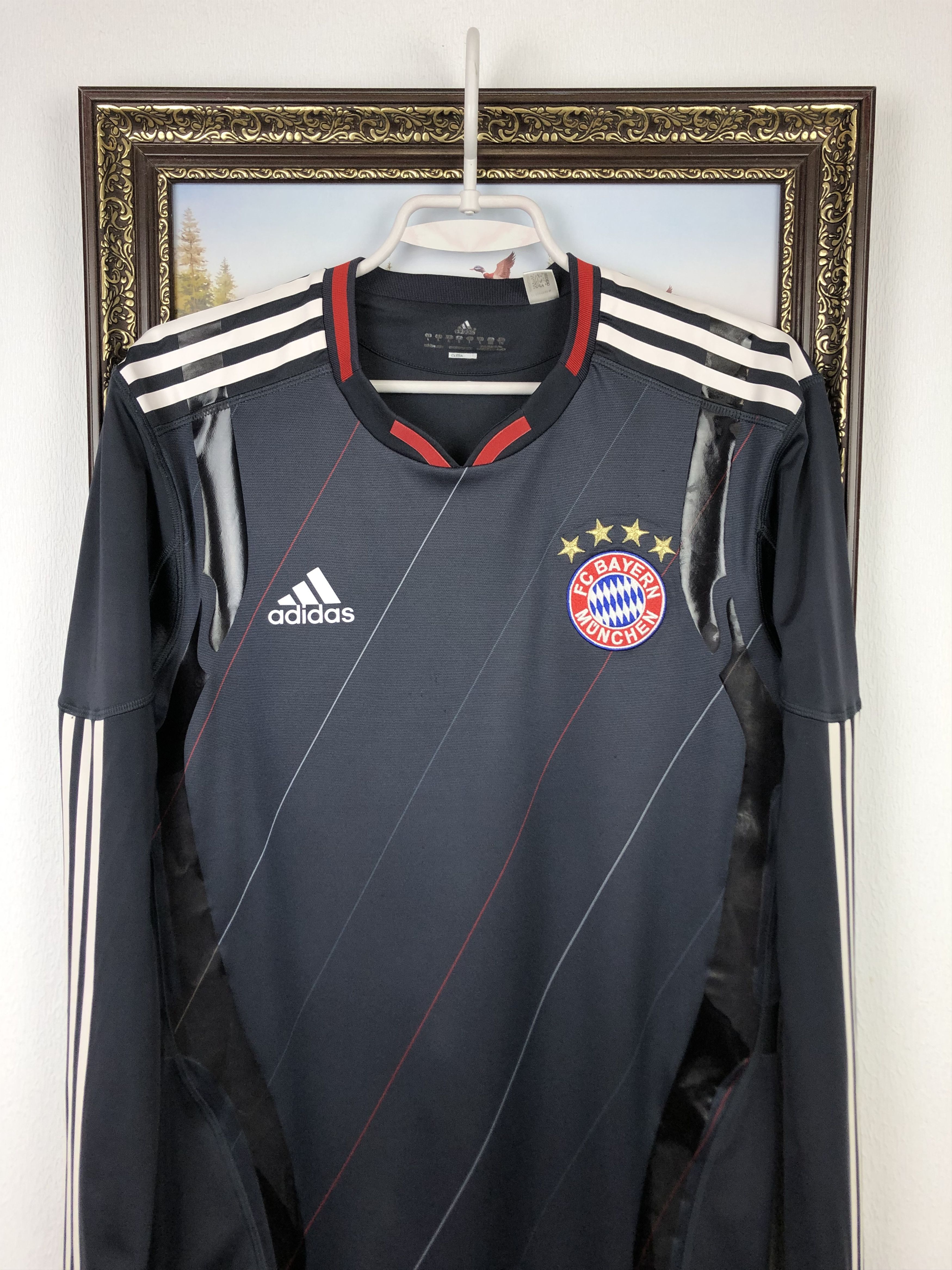 Adidas Bayern Munich football shirt TechFit Player Issue Jersey Size US L / EU 52-54 / 3 - 2 Thumbnail