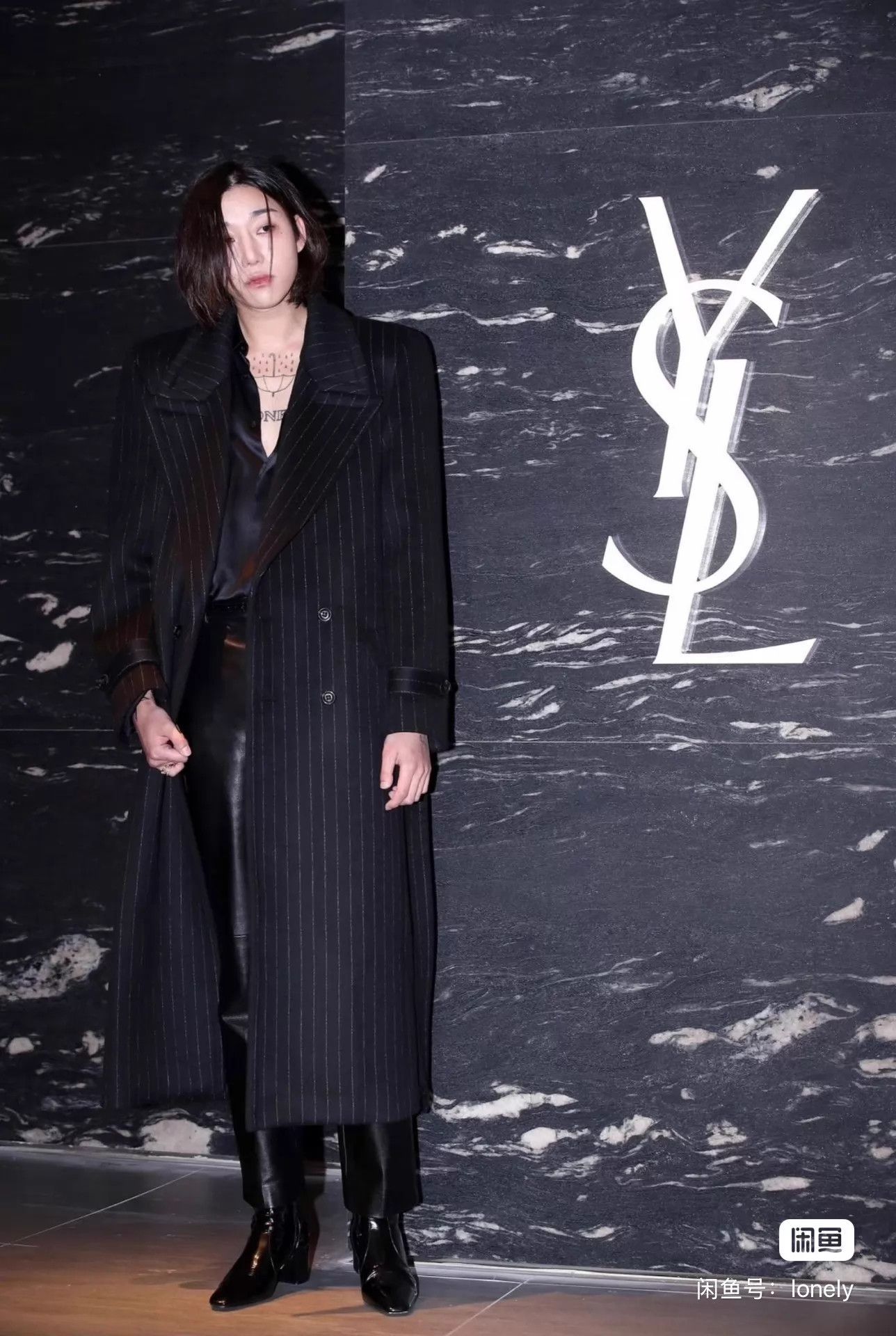 Saint Laurent Paris Saint Laurent 23FW Satin Silk Black Panther Shirt 37 XS Size US XS / EU 42 / 0 - 8 Thumbnail
