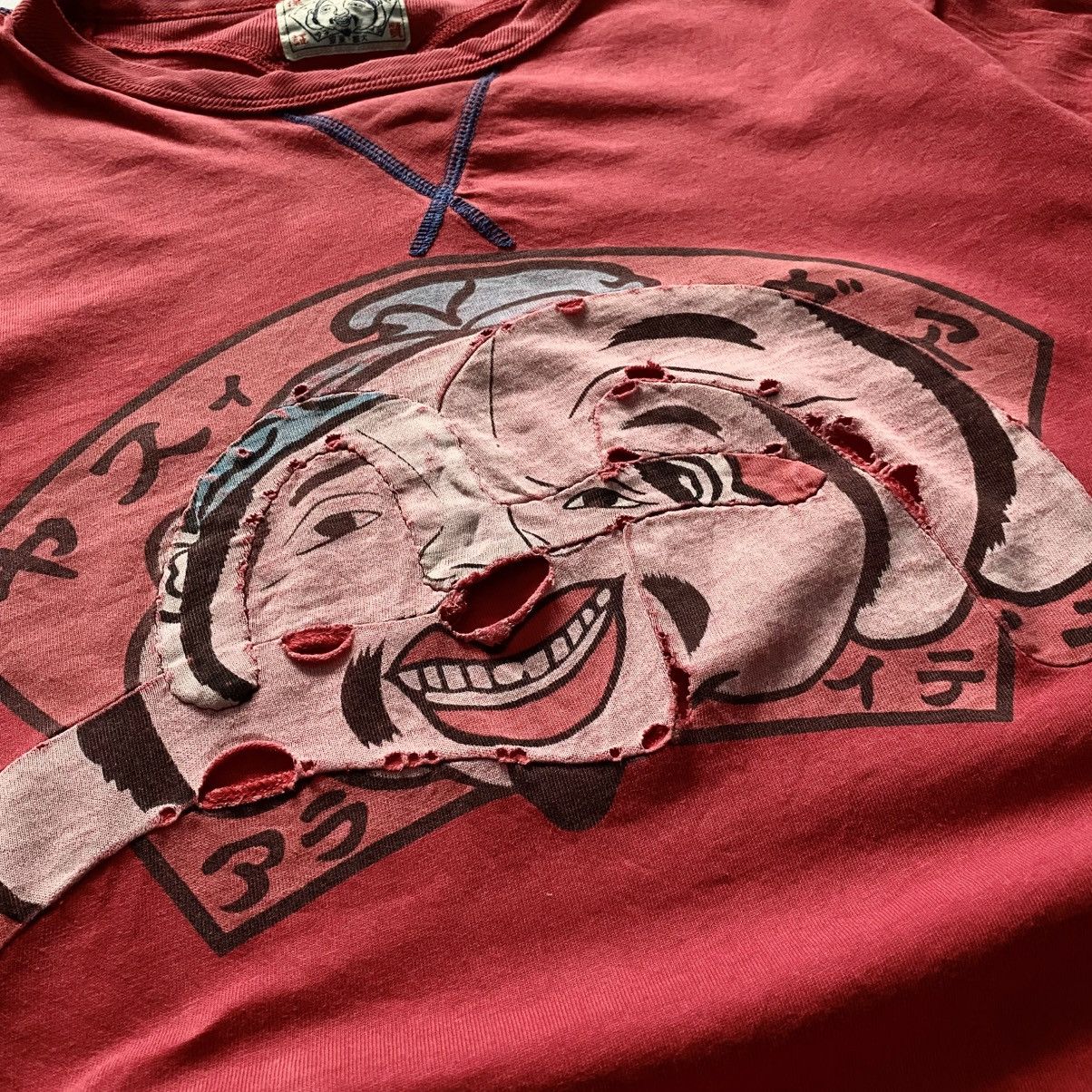 Evisu × Vintage Evisu Distressed Faded Big Logo Vintage Rare T-shirt Tre Size US XL / EU 56 / 4 - 3 Thumbnail