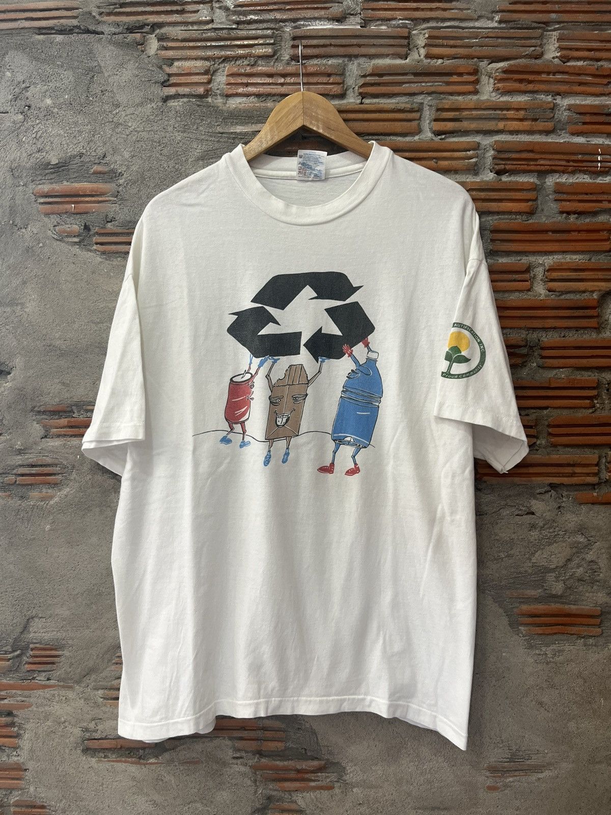 Vintage Vtg VILUNTEERS ARE RECYCLABLE TOO! 90’s Tshirt Size US XL / EU 56 / 4 - 2 Thumbnail