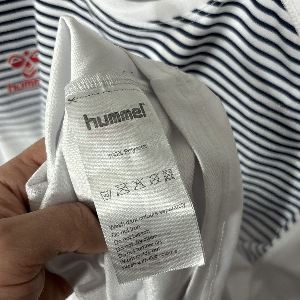 Hummel Hummel FC Middlesbrough white vintage large jersey Size US L / EU 52-54 / 3 - 6 Thumbnail
