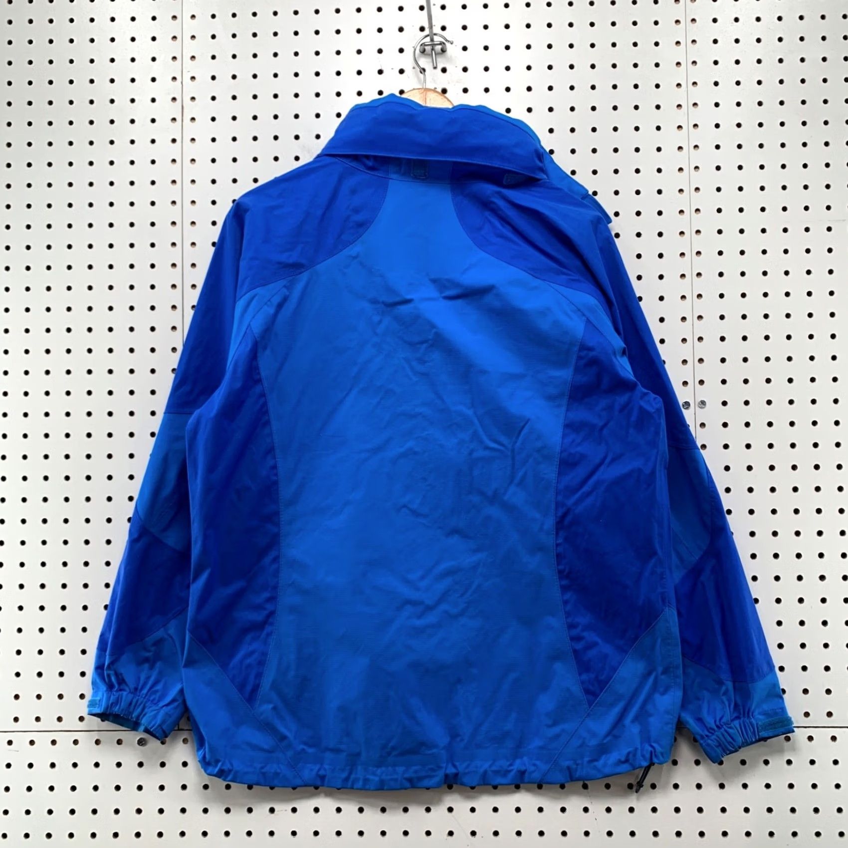 Vintage VINTAGE LL BEan Rain Coat Womens Medium Hooded Water Proof Blue Zip 22x27 Size M / US 6-8 / IT 42-44 - 2 Thumbnail