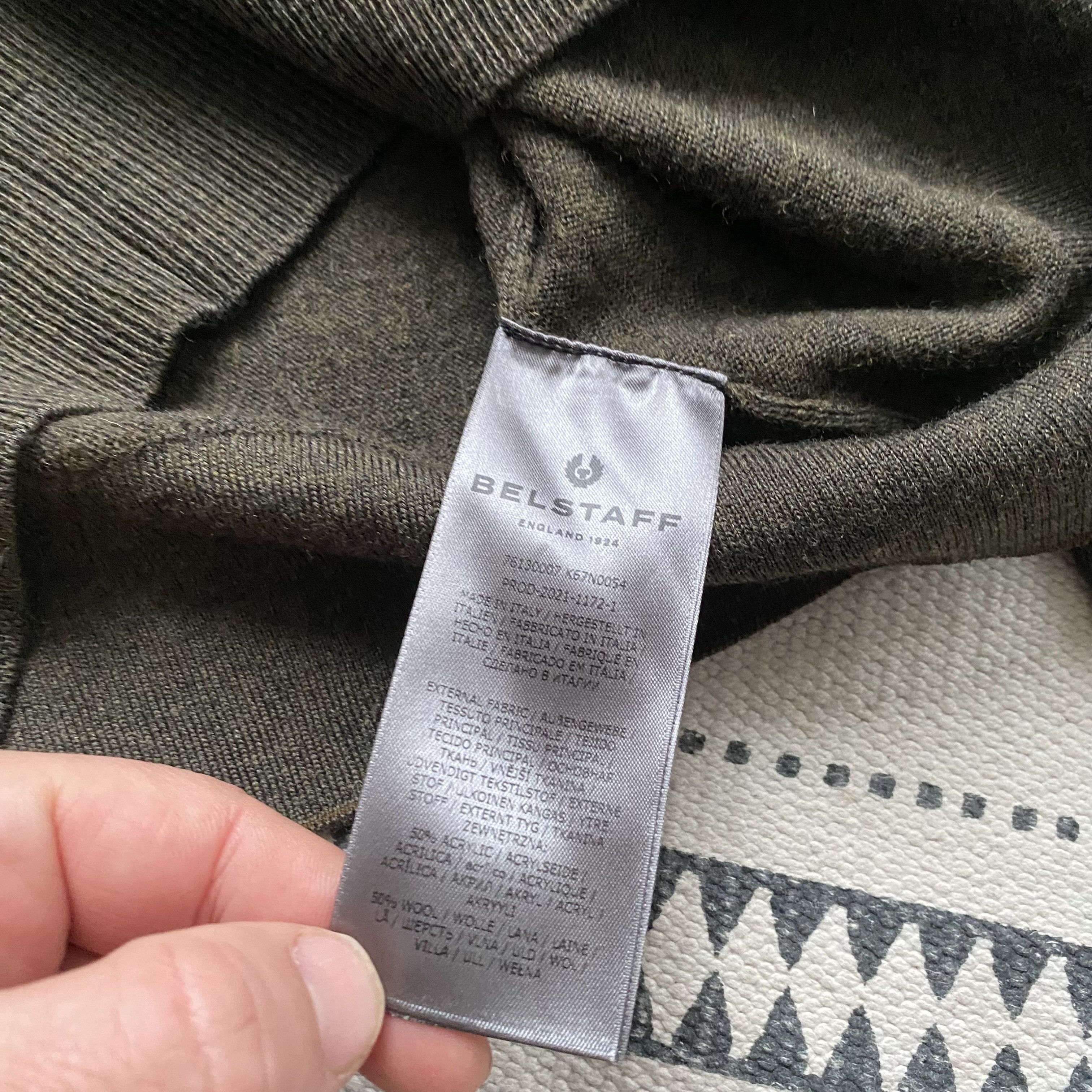 Belstaff Bellstaf Wool Sweater Military stule with patch Size US XS / EU 42 / 0 - 8 Thumbnail