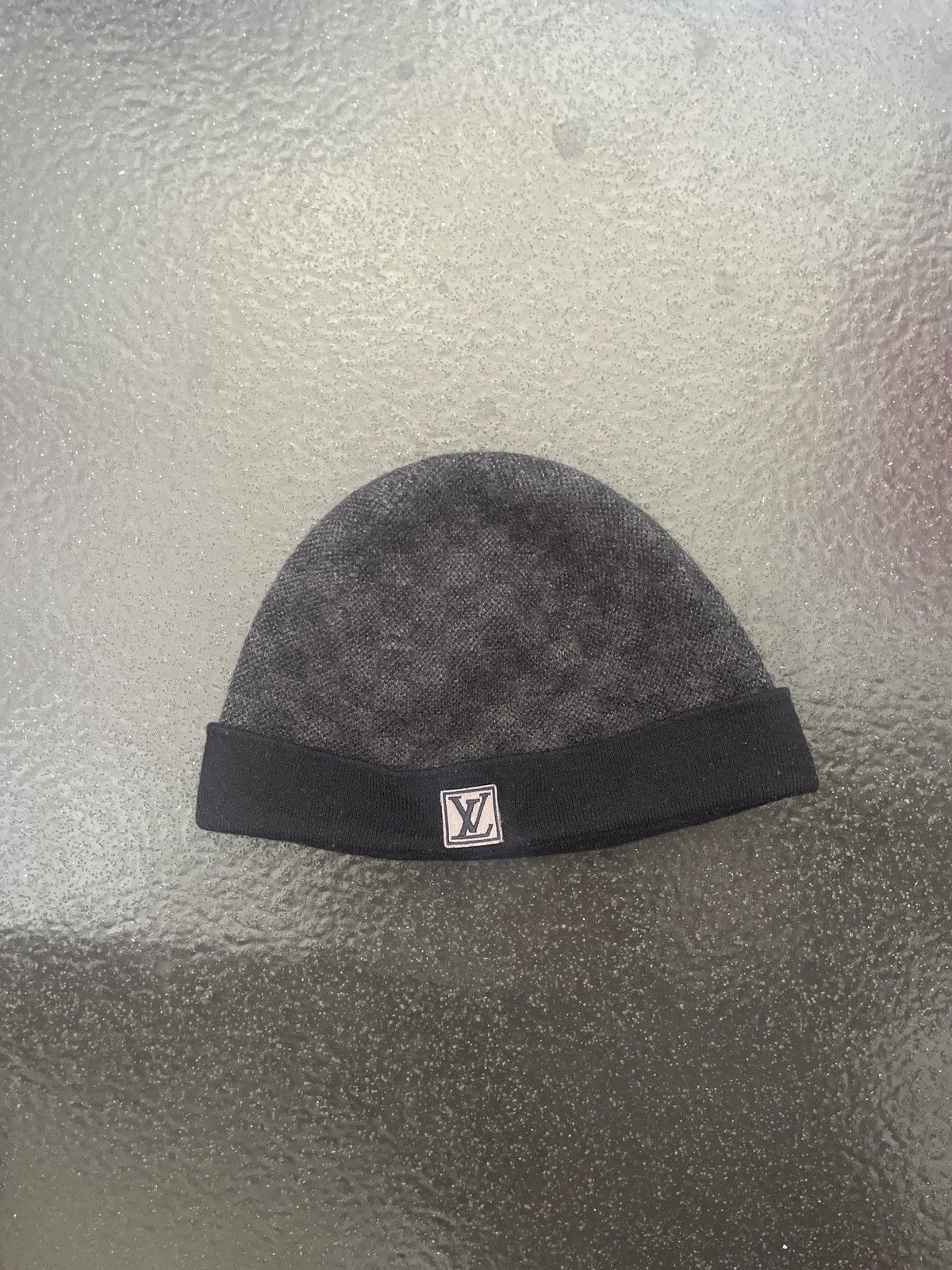 Louis Vuitton Louis Vuitton Petit Famier Beanie Size 26 - 1 Thumbnail