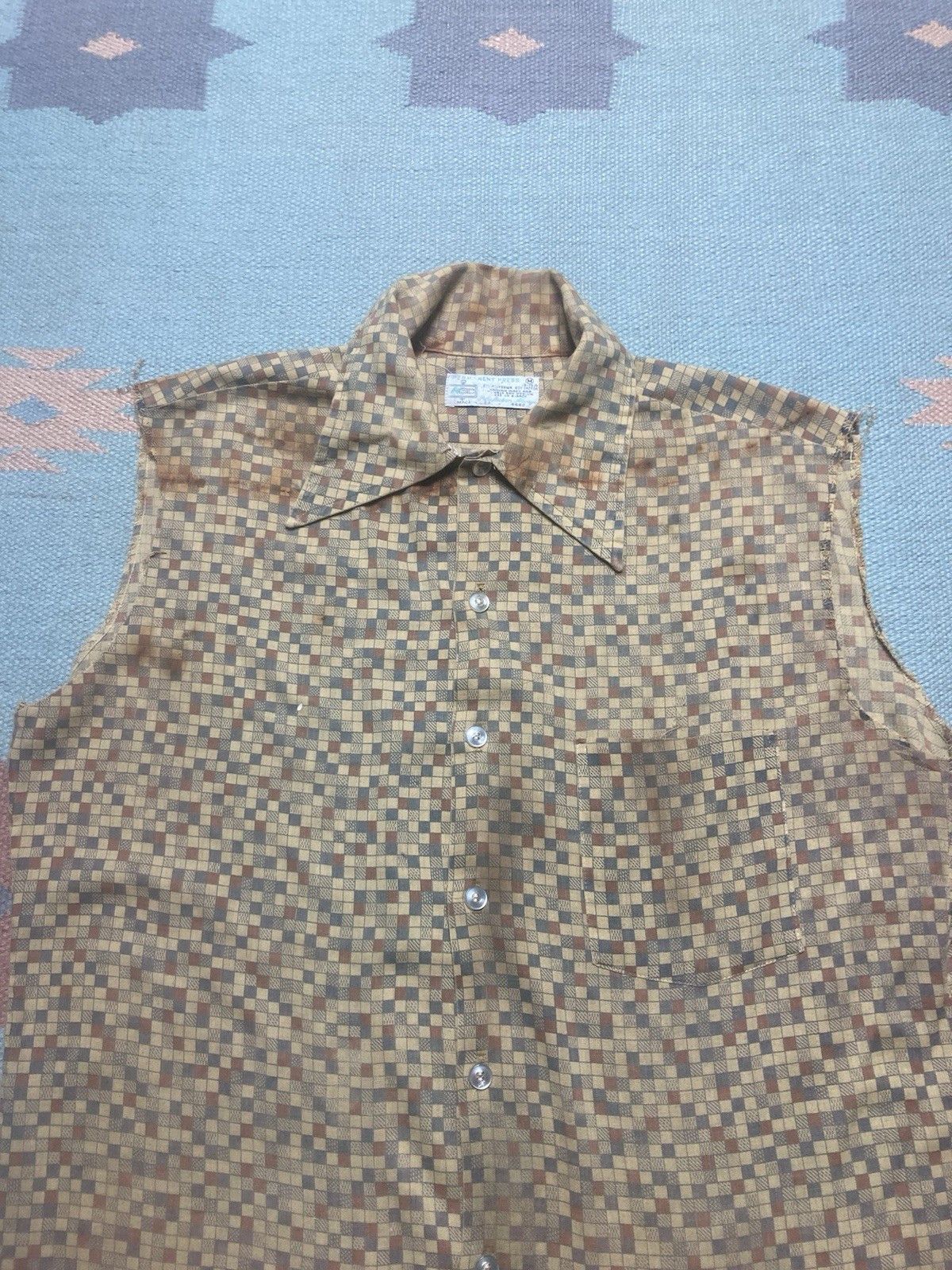 Vintage 70s sleeveless button shirt Kmart distressed thin checker M Size US M / EU 48-50 / 2 - 3 Thumbnail