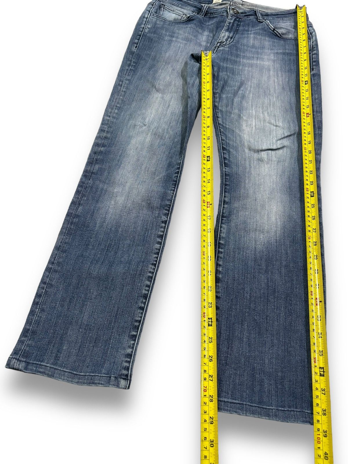 Volcom Vintage Volcom Small Logo Embroidered Regular Straight Jeans Size US 32 / EU 48 - 15 Thumbnail