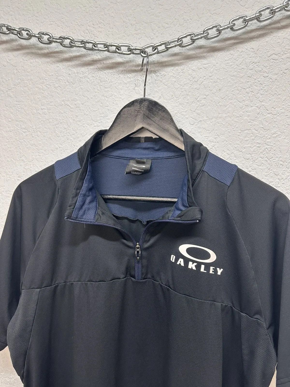 Oakley Vintage Oakley T-shirt Y2k nylon gore cope outdoor jacket Size US M / EU 48-50 / 2 - 9 Thumbnail