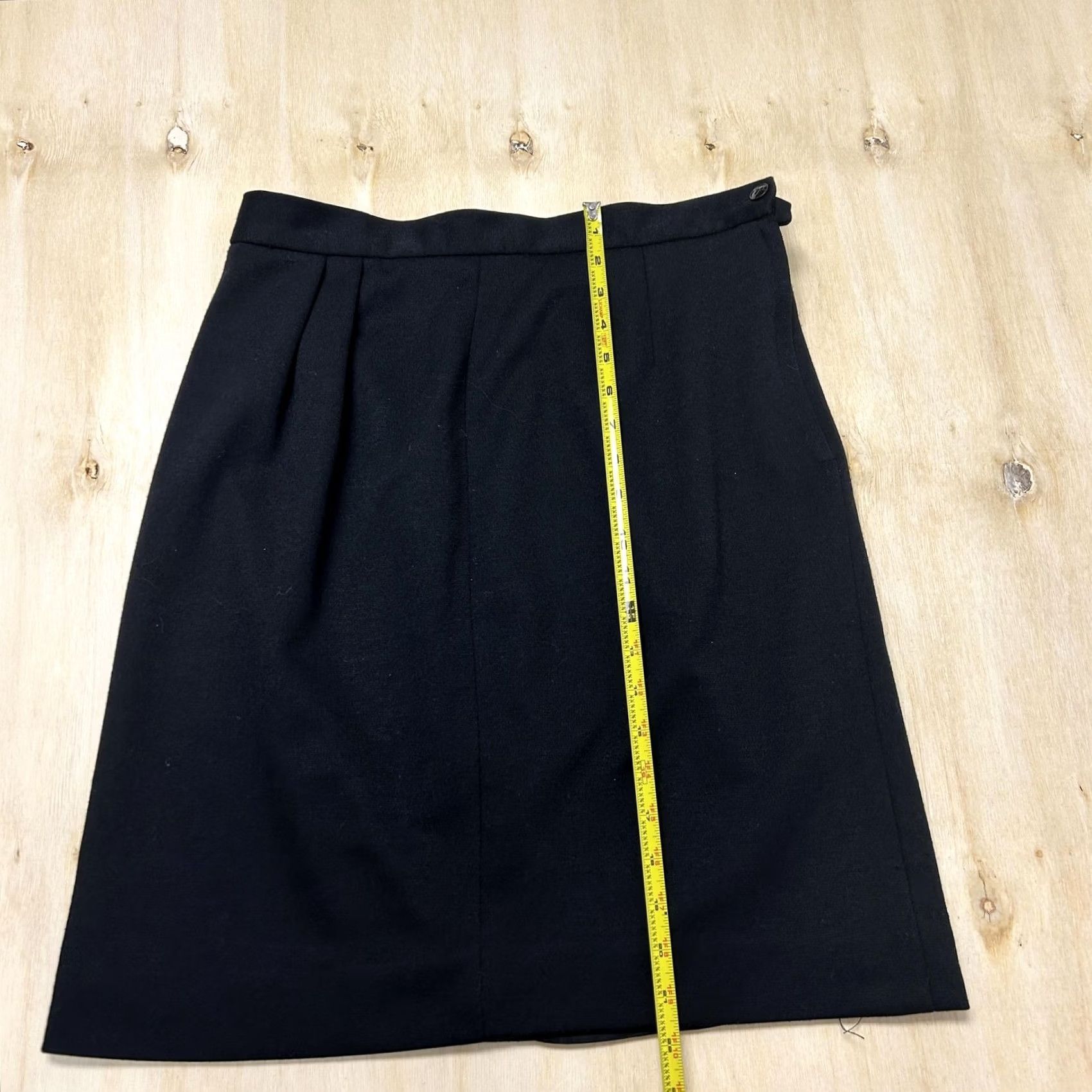 Vintage VINTAGE Black Wool Blend Skirt Womens 14 Solid Pleated Pencil Knee Length Lined Size 36" / US 14 / IT 50 - 3 Thumbnail