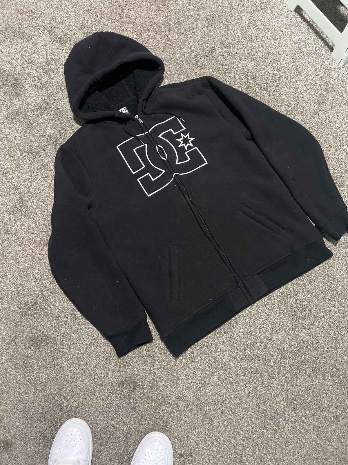DC DC Zip Up Fur Lined Snowboarding Sweatshirt size L Size US L / EU 52-54 / 3 - 3 Thumbnail