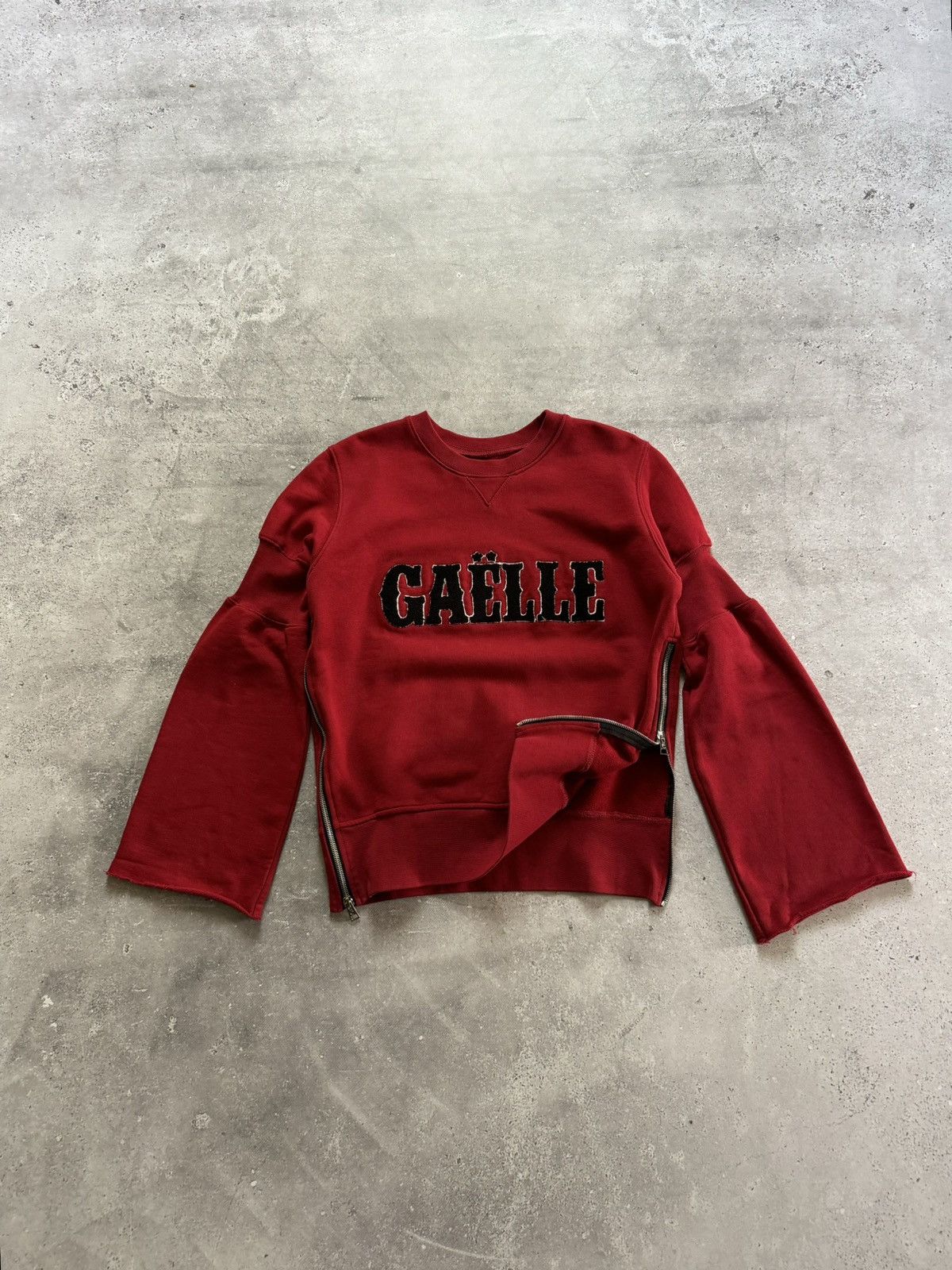 Gaelle Paris GAëLLE Paris Women’s Buckle Zip Red Sweatshirt Size S / US 4 / IT 40 - 1 Thumbnail