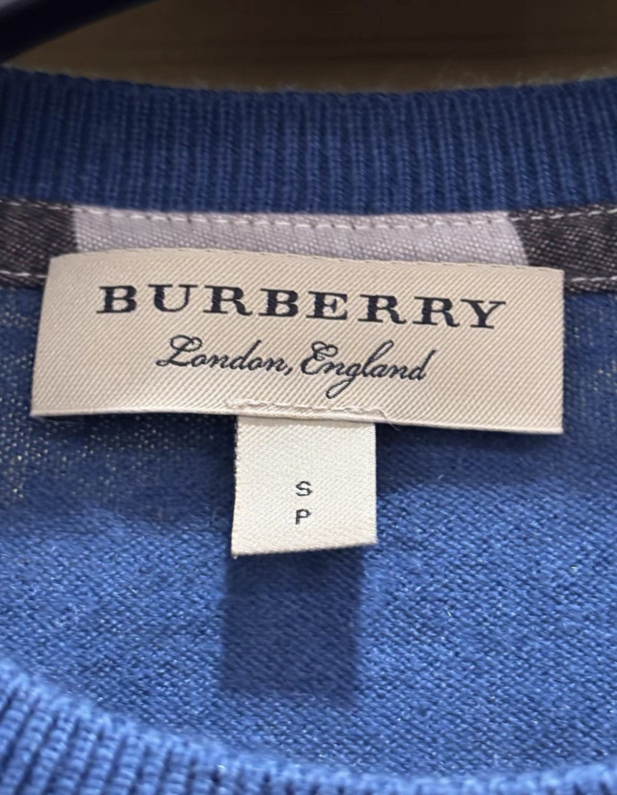 Burberry Burberry Cashmere Sweater (Lightweight) J2 Size US S / EU 44-46 / 1 - 4 Thumbnail