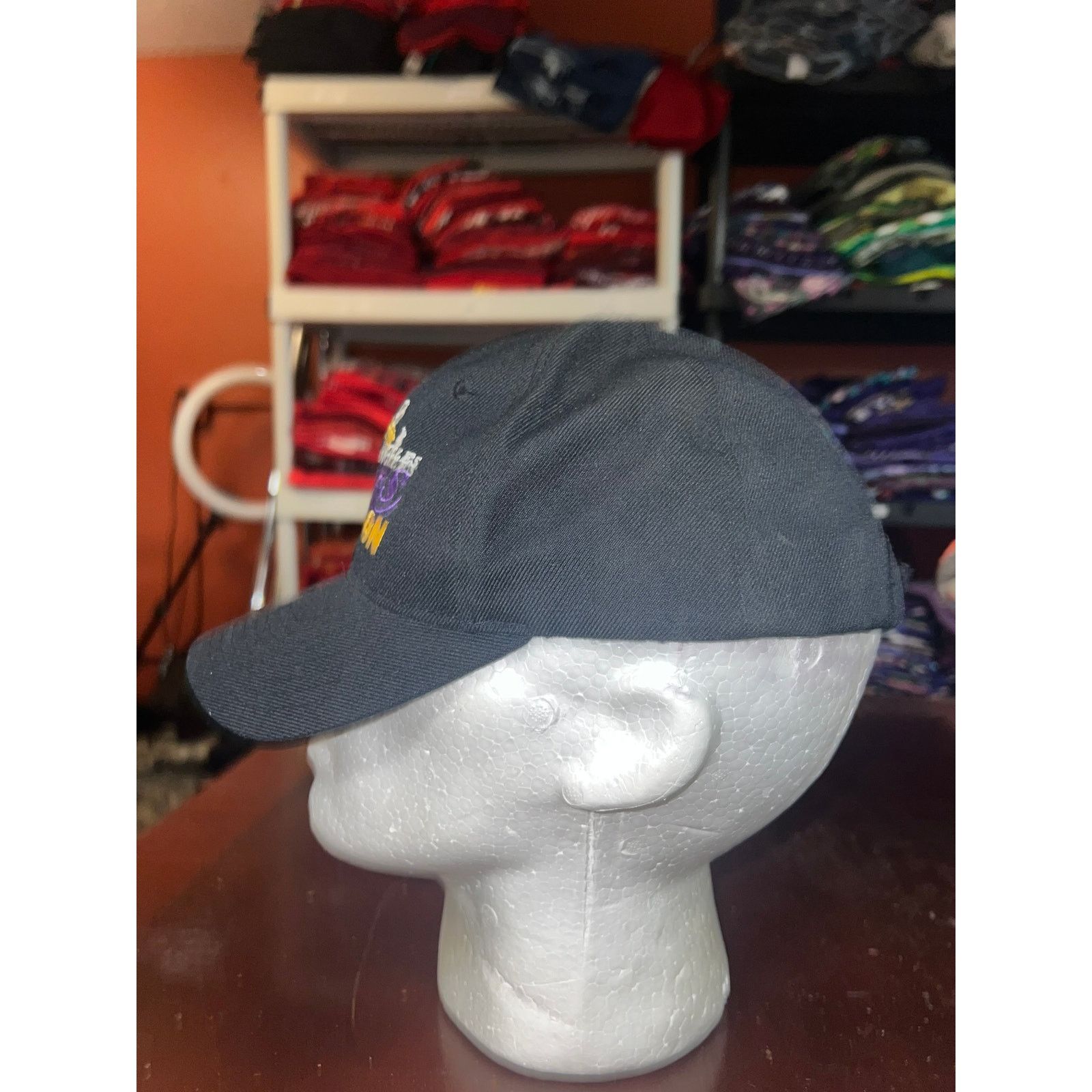 Vintage Vintage Los Angeles Lakers Hat Champions 2001 Headwear VTG Size ONE SIZE - 4 Thumbnail