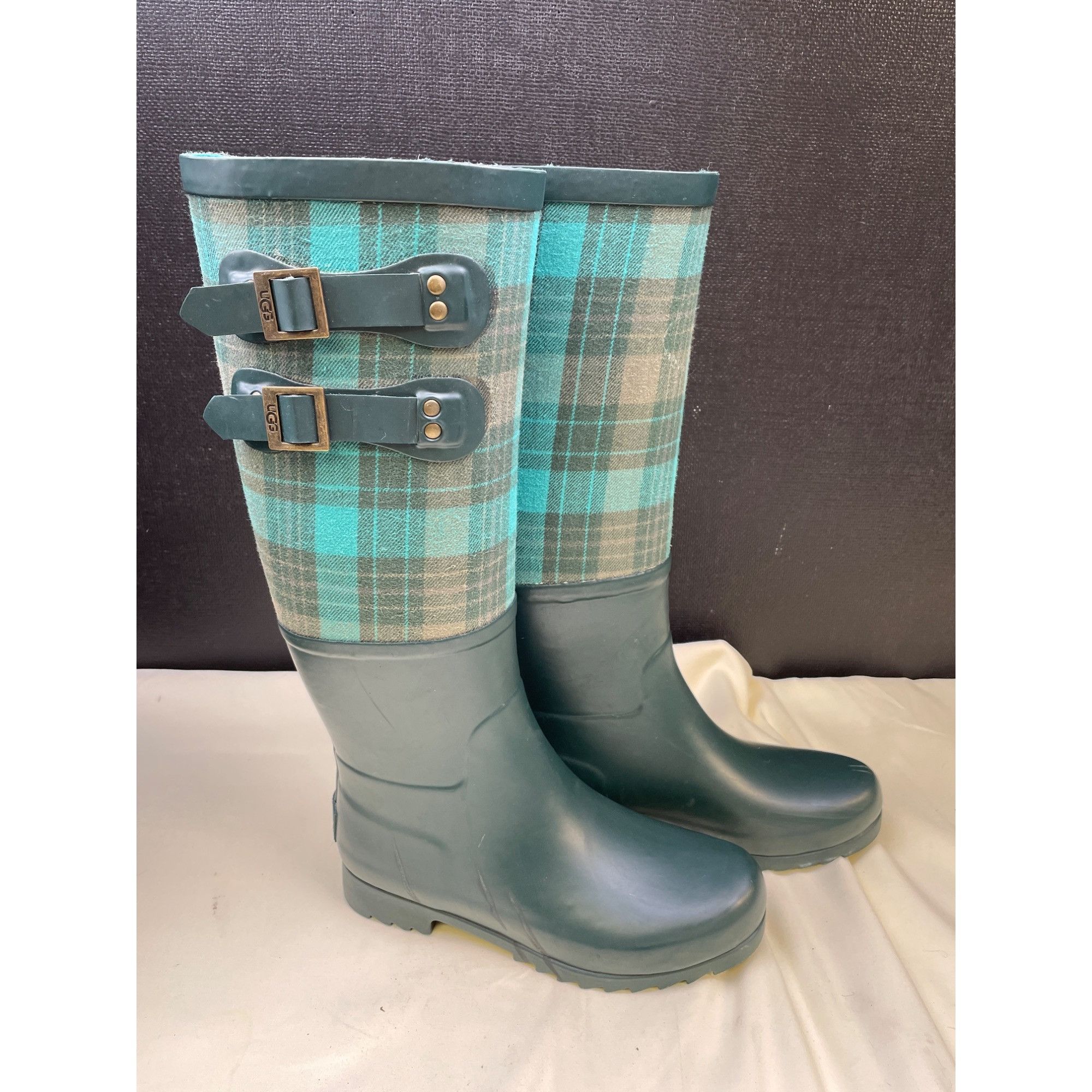 Ugg Ugg Australia Women's Green Plaid Rain Boots/ Shoes Size 5 S Size US 5 / IT 35 - 3 Thumbnail
