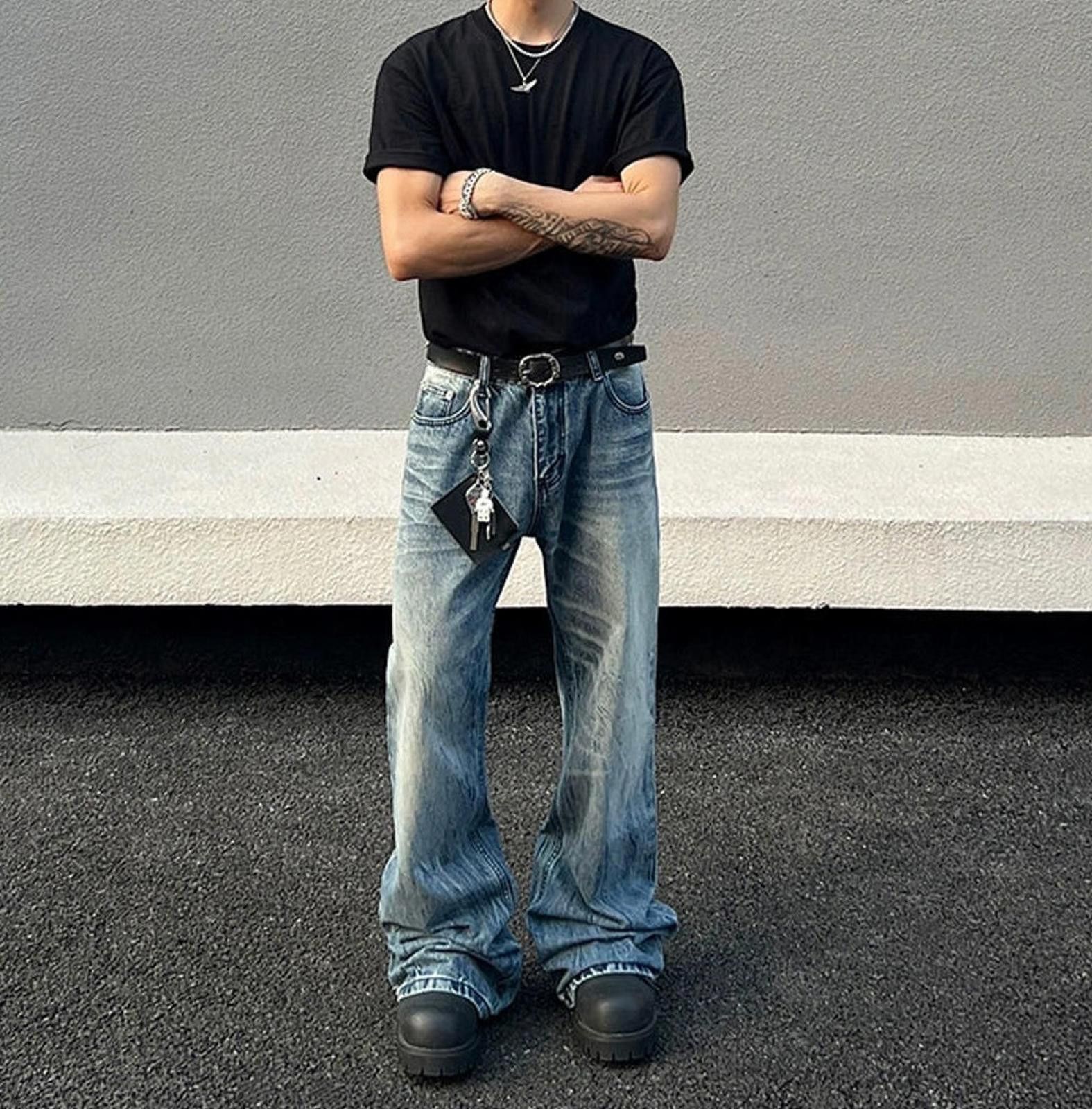 Other Whiskered Distressed Wide-Leg Jeans Size US 32 / EU 48 - 2 Thumbnail
