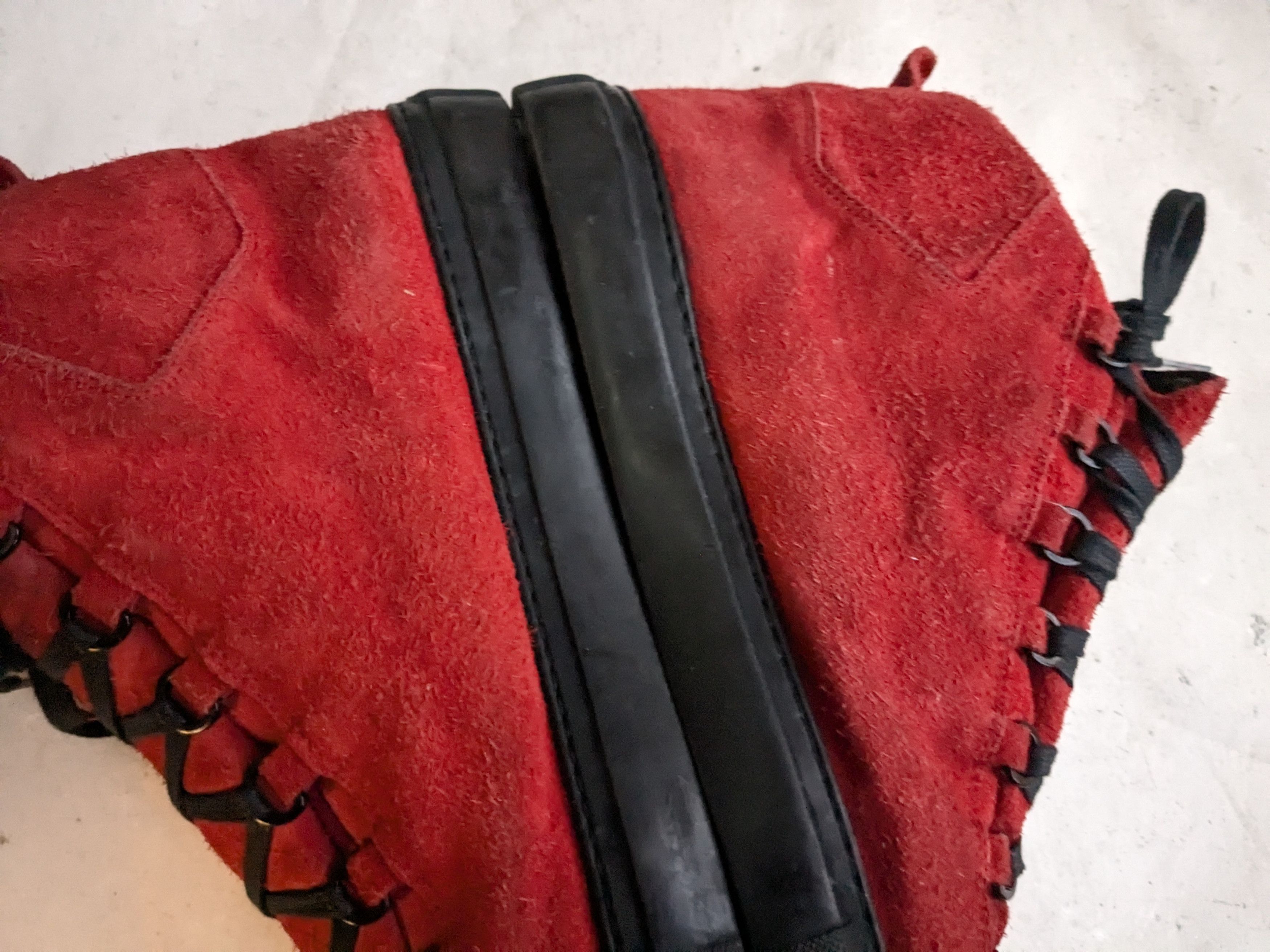 Balenciaga Balenciaga Arena Red Black High Tops 14 Suede Leather Size US 14 / EU 47 - 11 Thumbnail