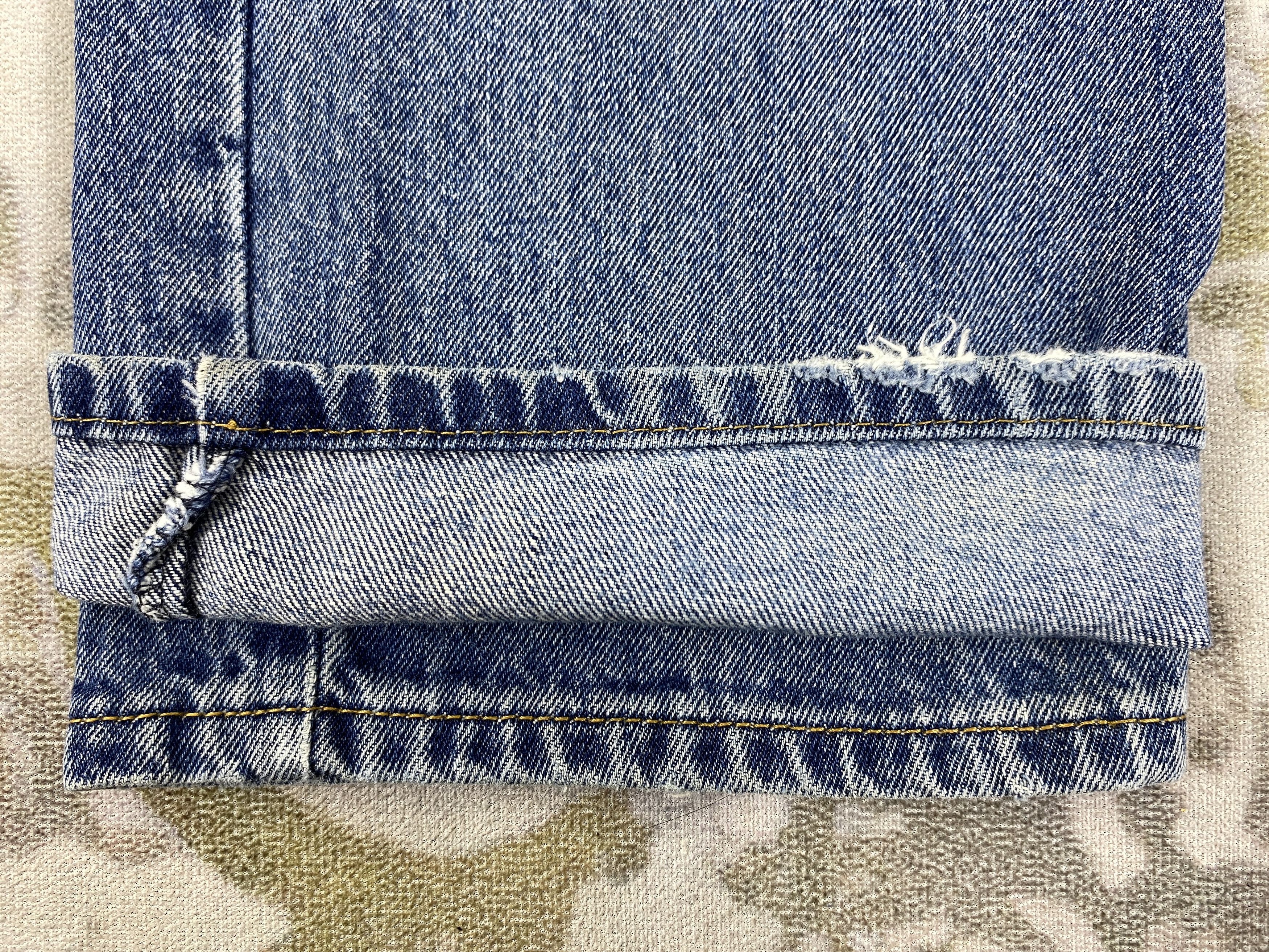 Levi's Distressed Blue Vintage Levi's 505 Jeans 36x29 Denim JN1764 Size US 36 / EU 52 - 14 Thumbnail