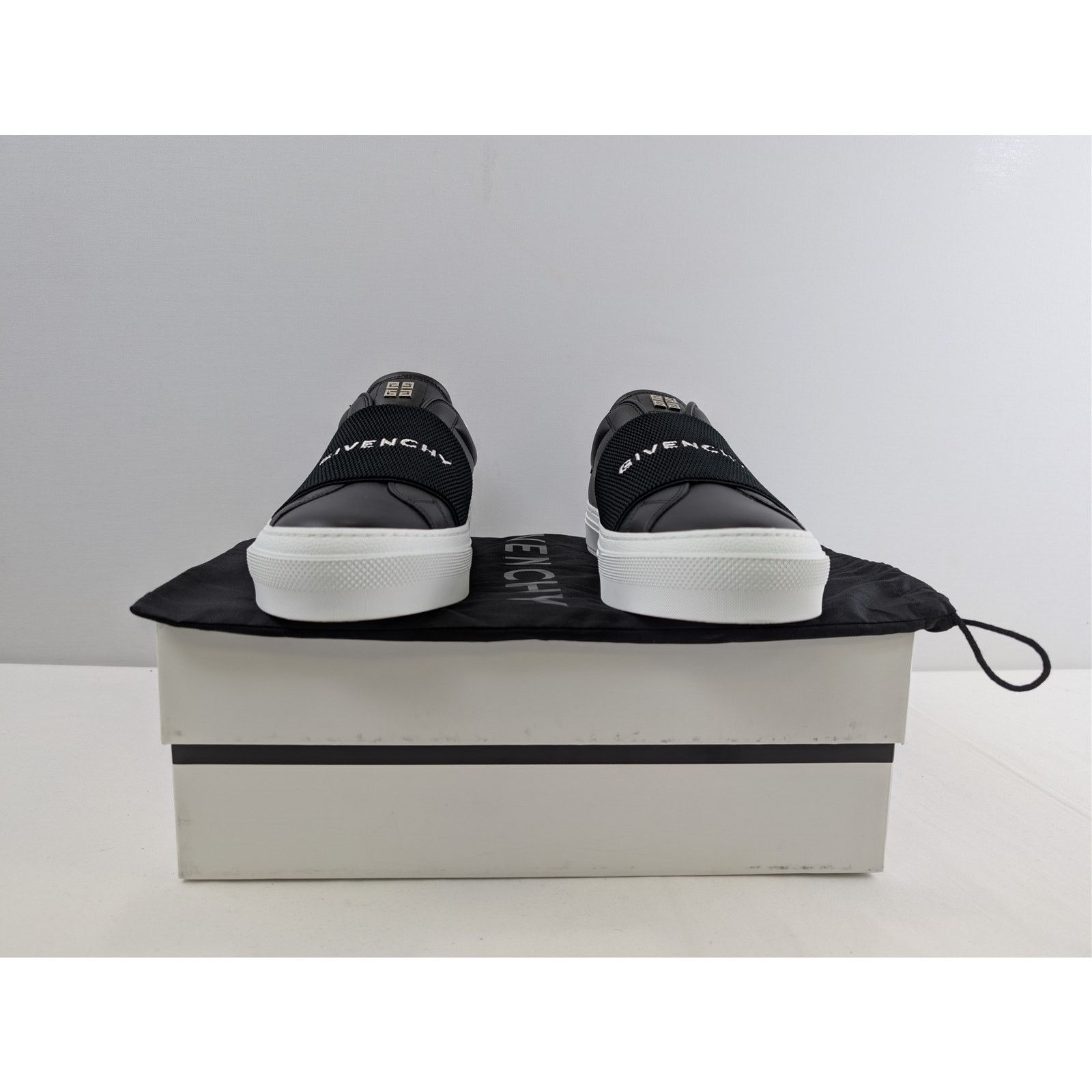 Givenchy o1rshd1 Baskets City Sport Sneakers Shoe in Noir Size US 12 / EU 45 - 15 Thumbnail
