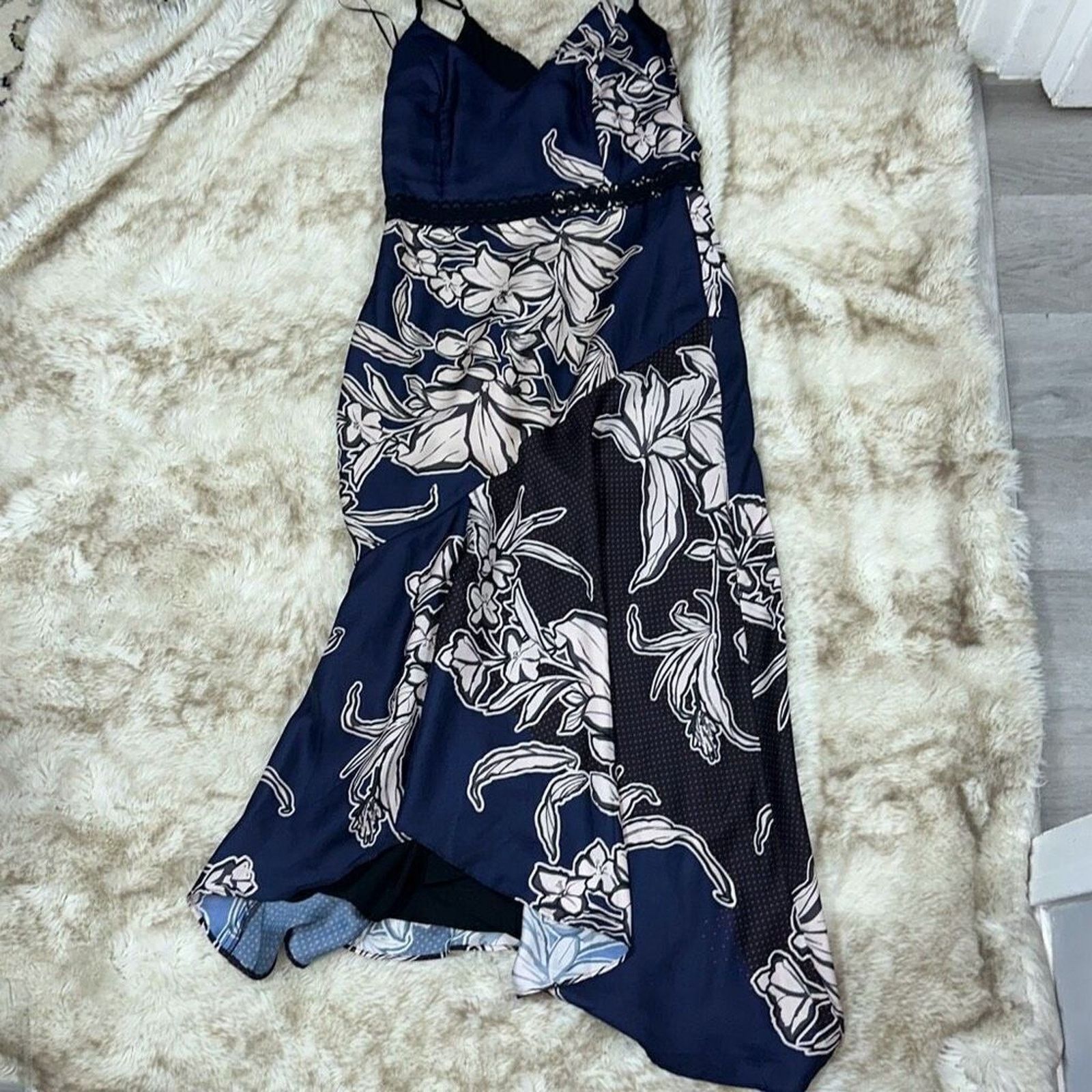Other Harlyn modern floral patchwork v-neck mermaid gown | Sz M Size M / US 6-8 / IT 42-44 - 2 Thumbnail