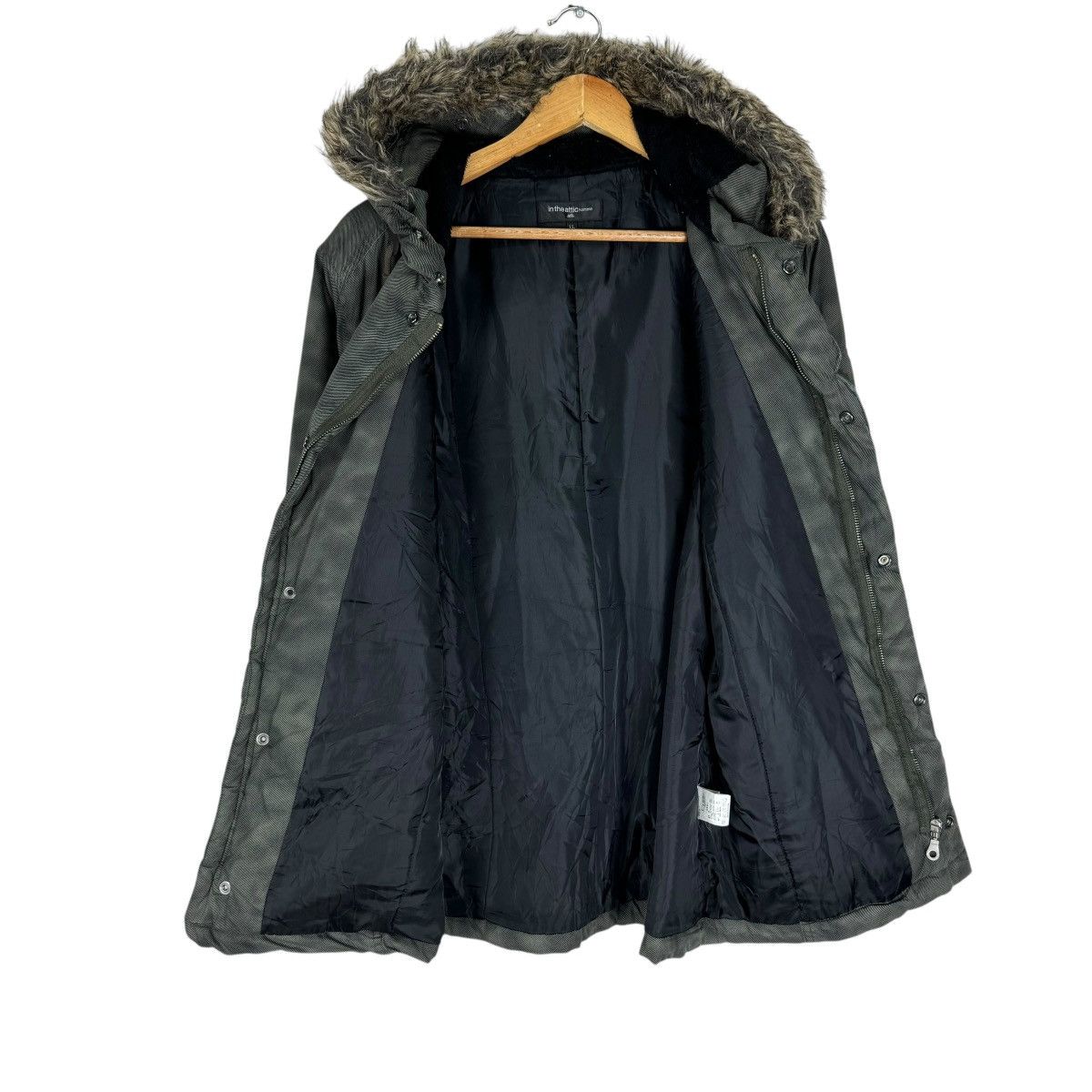 In The Attic ❄️IN THE ATTIC FUR HOODIE CAMO ZIPPER JACKET Size US L / EU 52-54 / 3 - 11 Thumbnail