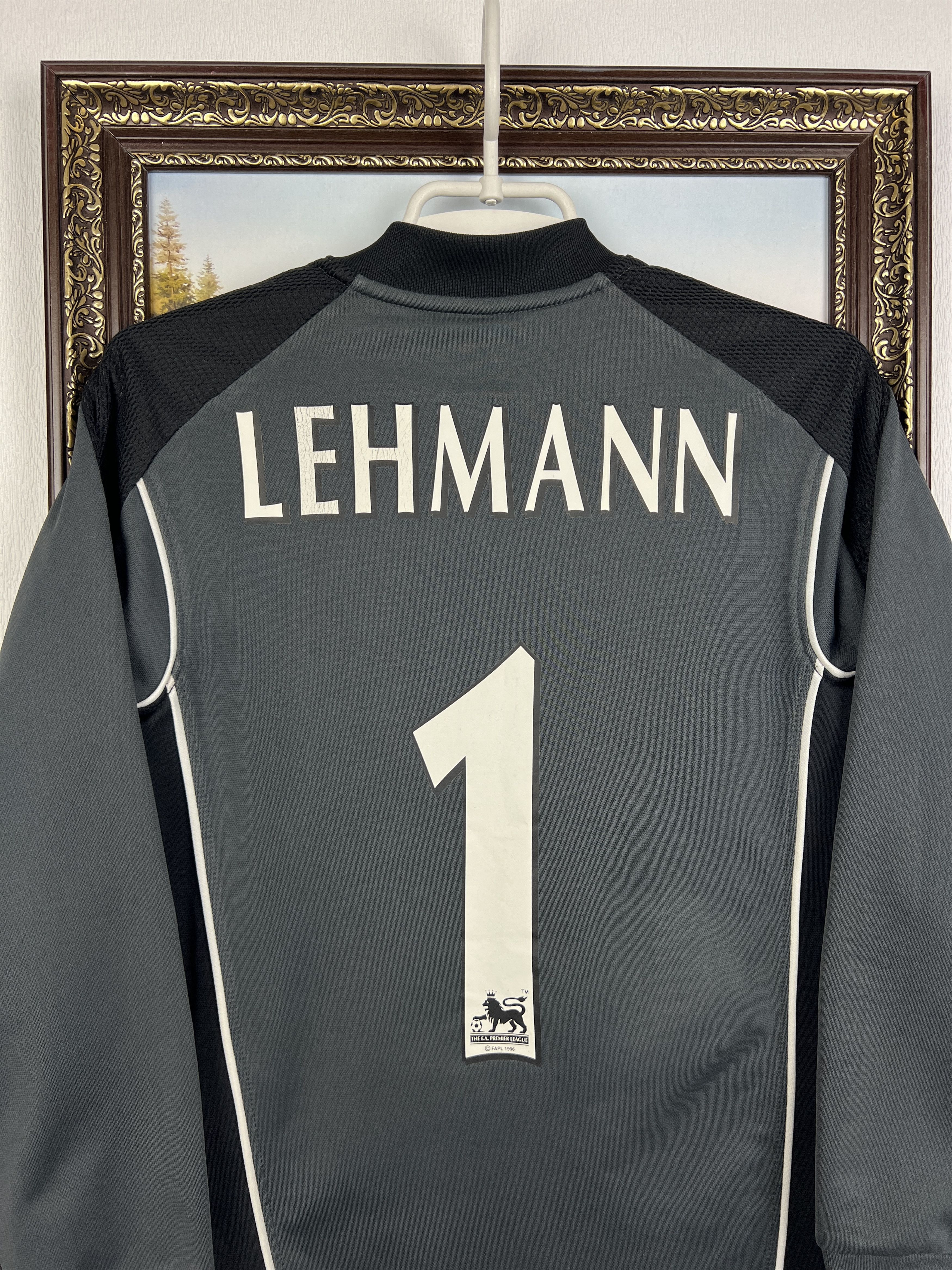 Nike Arsenal Goalkeeper shirt Soccer #1 Lehmann Jersey Sz Boys M Size US XXS / EU 40 - 10 Thumbnail